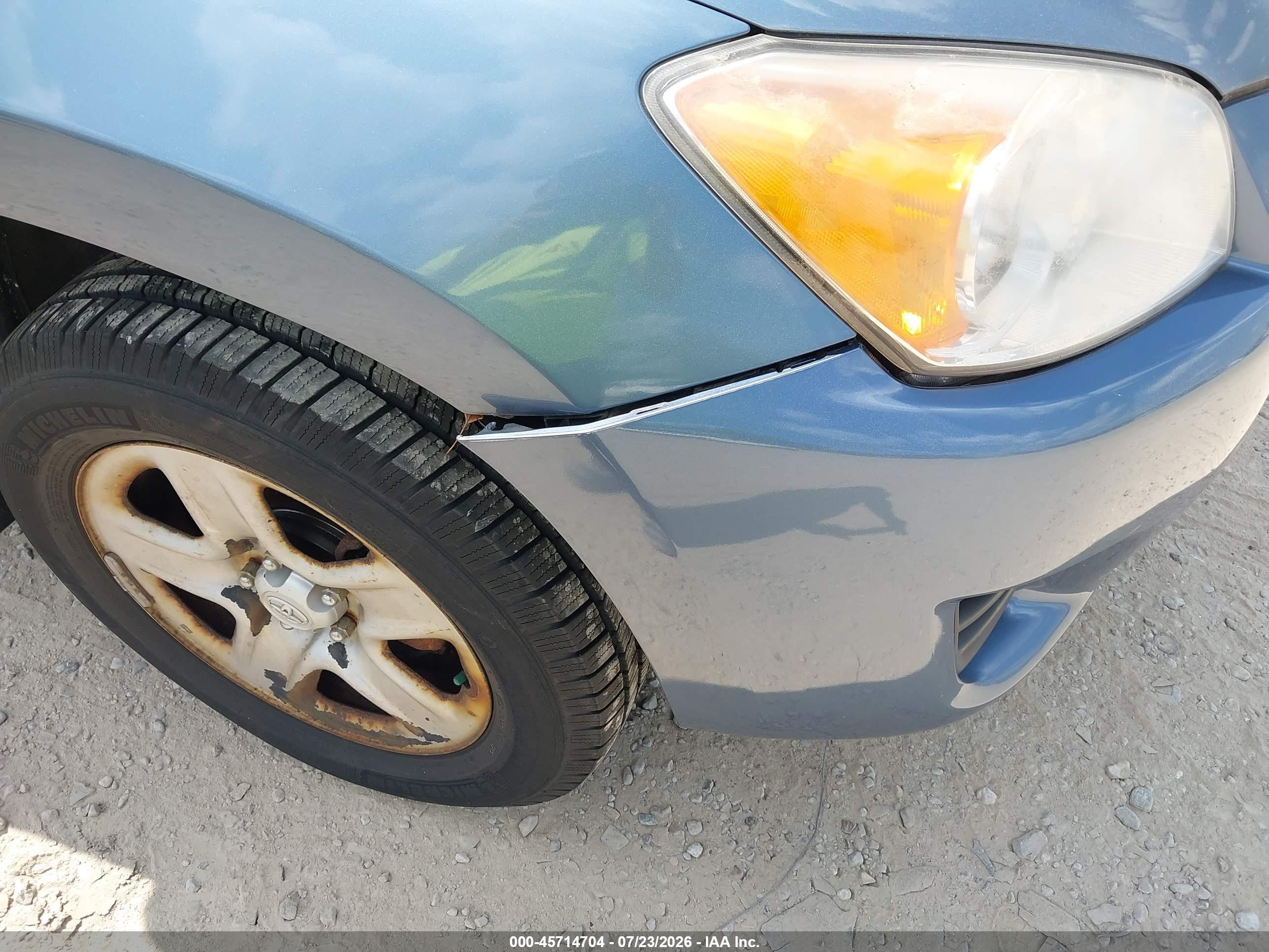 2012 Toyota Rav4   Blue vin: 2T3BF4DV7CW243857