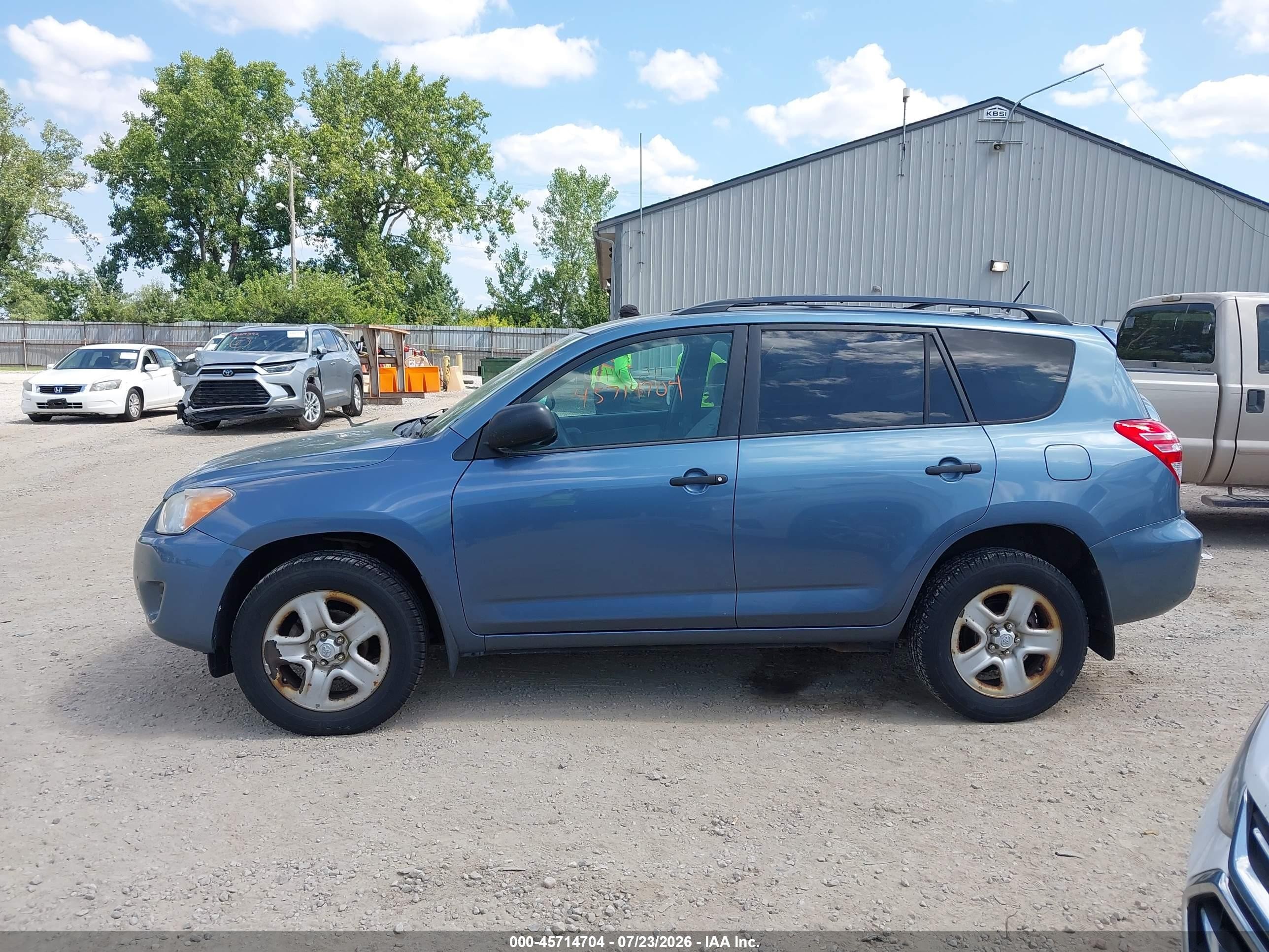 2012 Toyota Rav4   Blue vin: 2T3BF4DV7CW243857