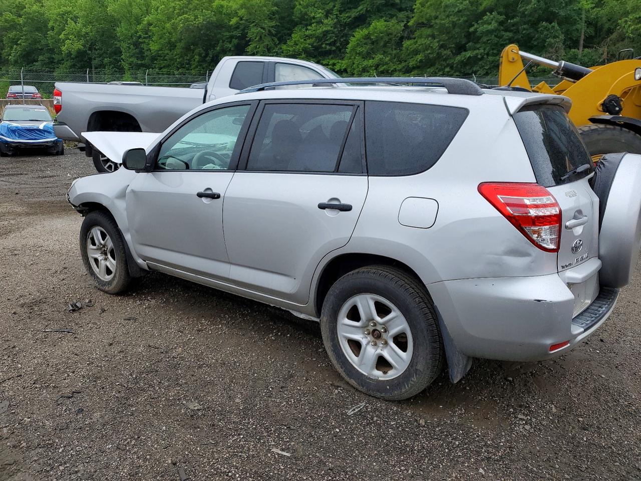 2010 Toyota Rav4 Base Silver vin: 2T3BF4DV8AW028128