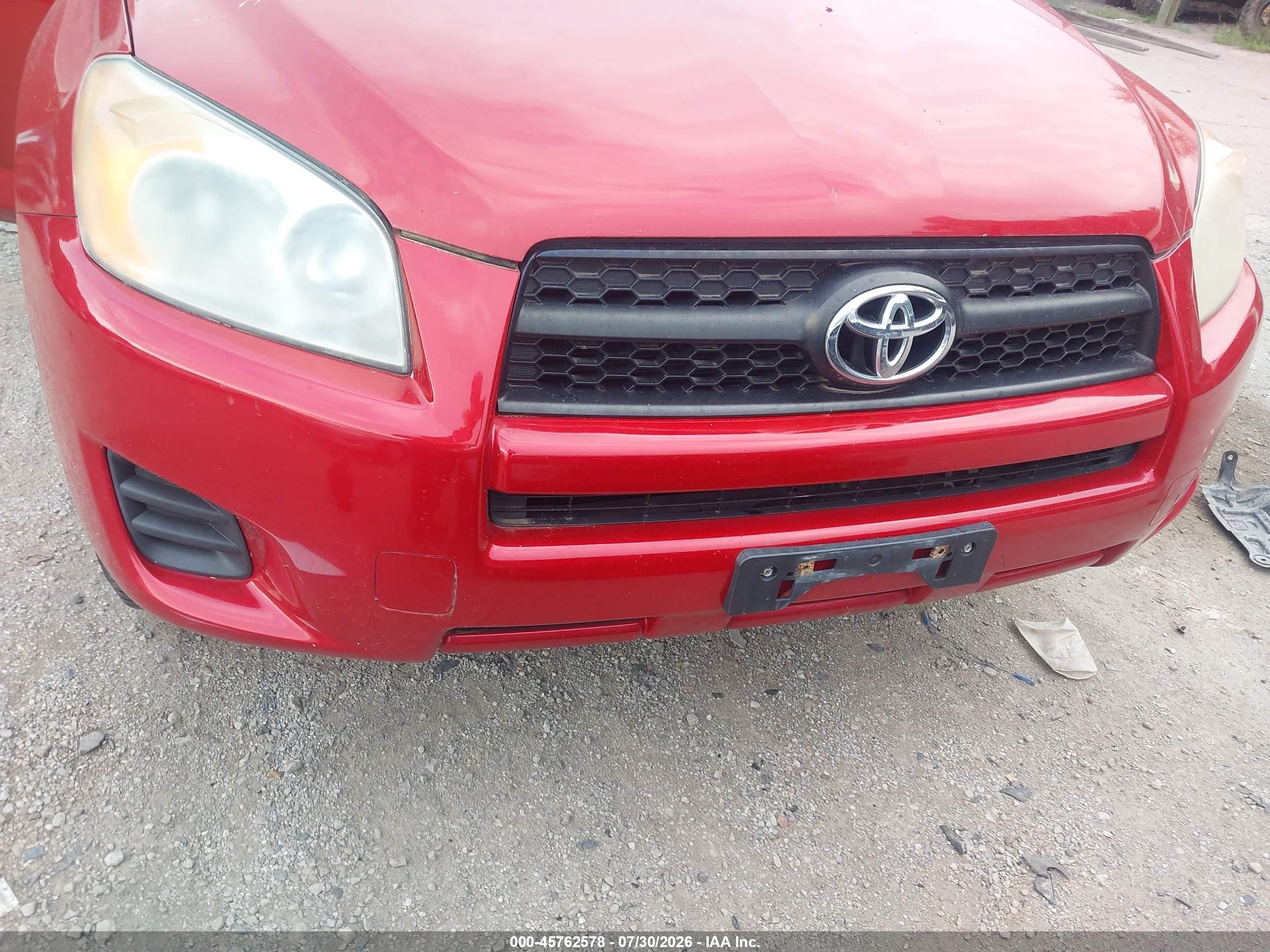 2010 Toyota Rav4   Red vin: 2T3BF4DV8AW044751