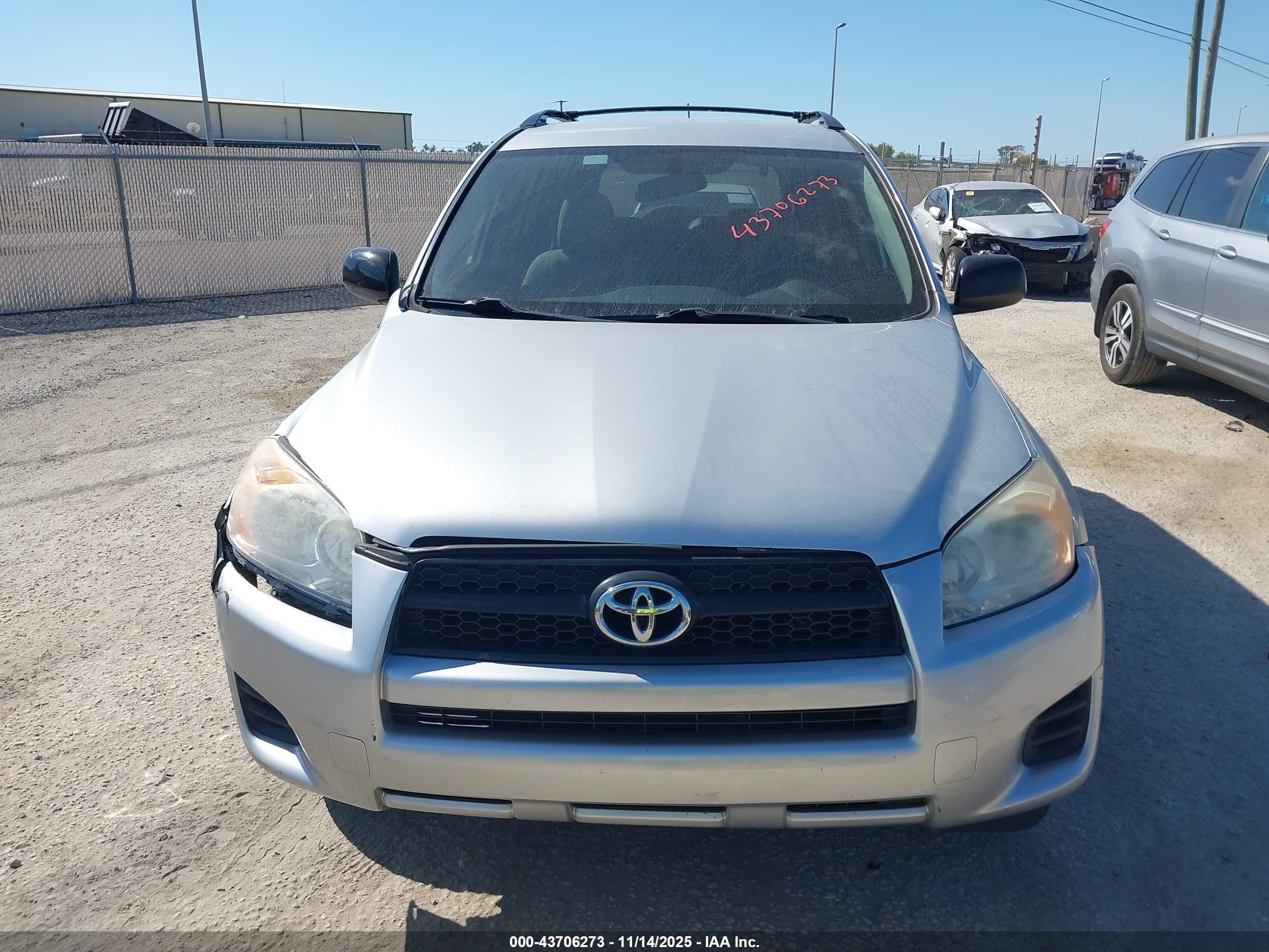 2010 Toyota Rav4   Silver vin: 2T3BF4DV8AW052302