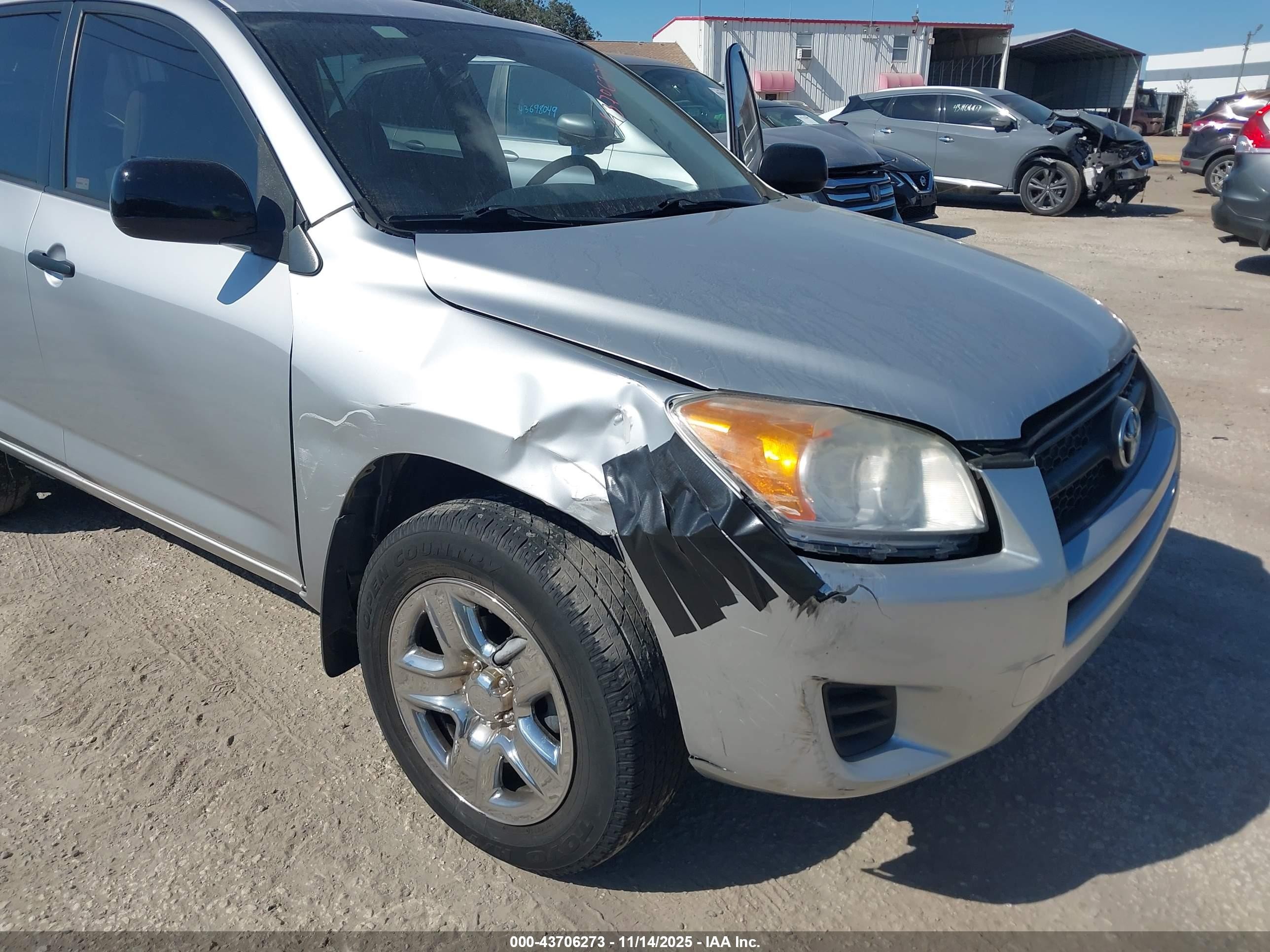2010 Toyota Rav4   Silver vin: 2T3BF4DV8AW052302