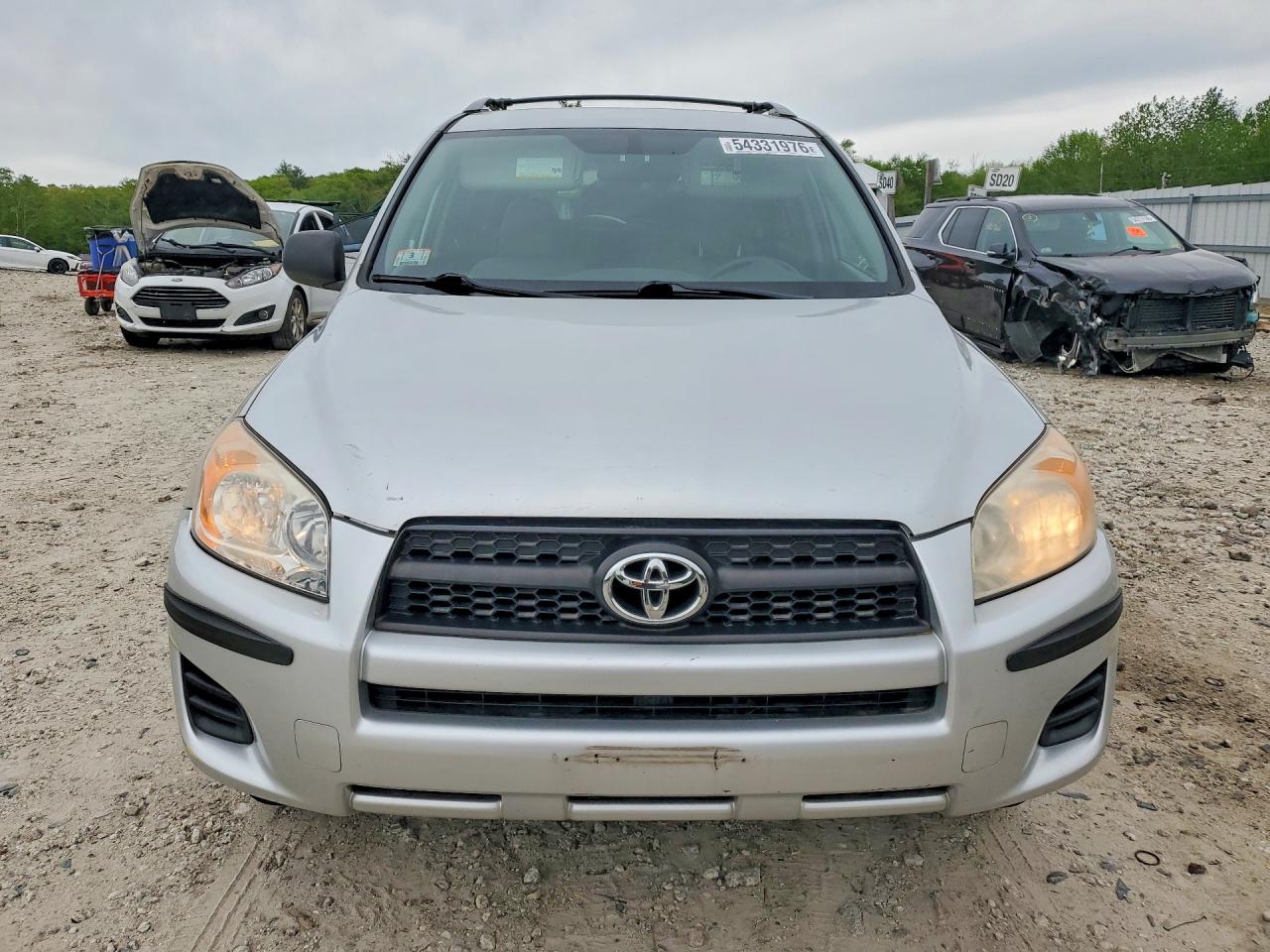 2010 Toyota Rav4 Base Silver vin: 2T3BF4DV8AW060030