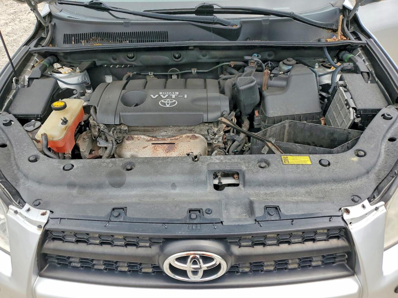 2010 Toyota Rav4 Base Silver vin: 2T3BF4DV8AW060030