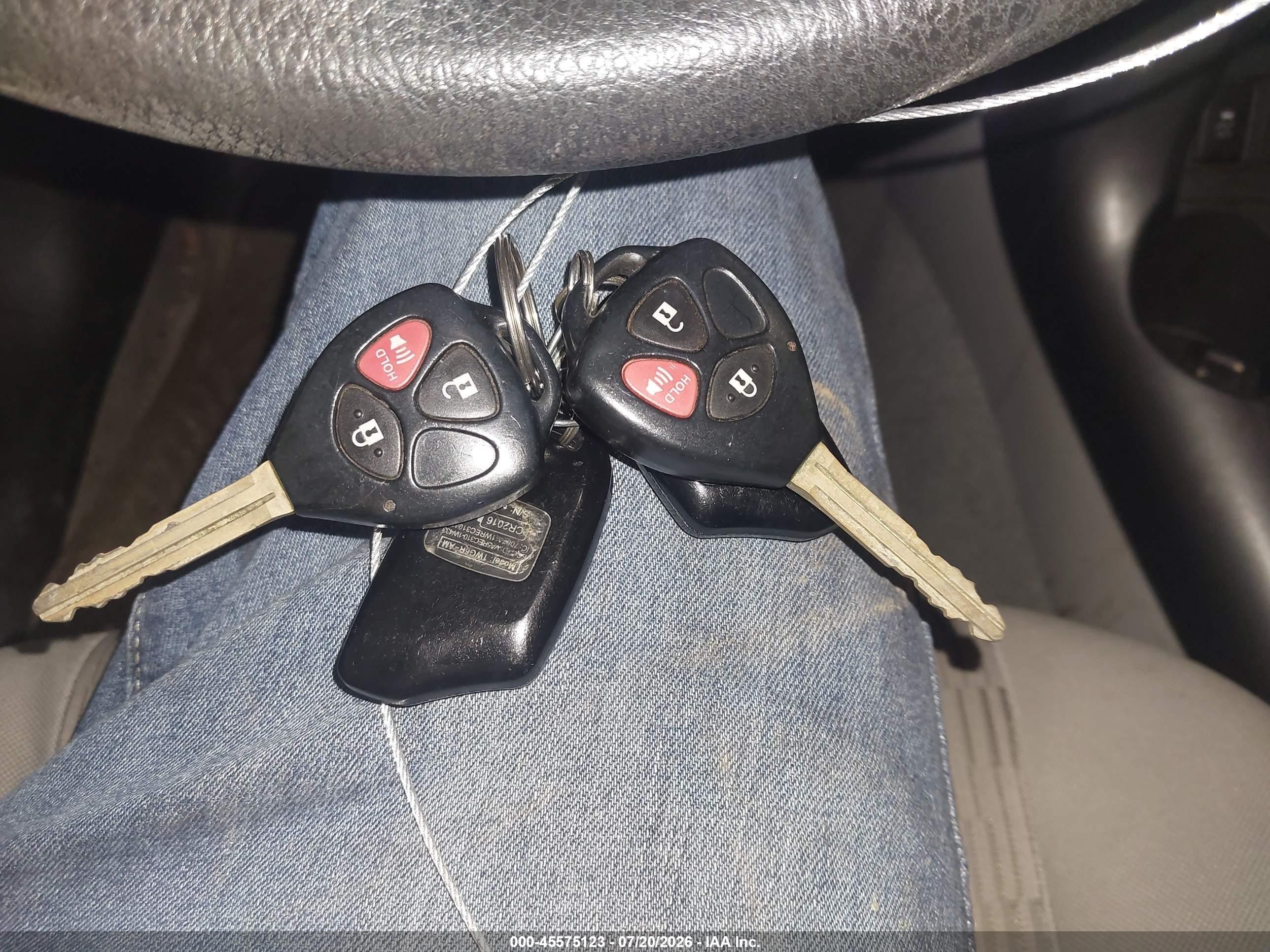2010 Toyota Rav4   Белый vin: 2T3BF4DV8AW063218