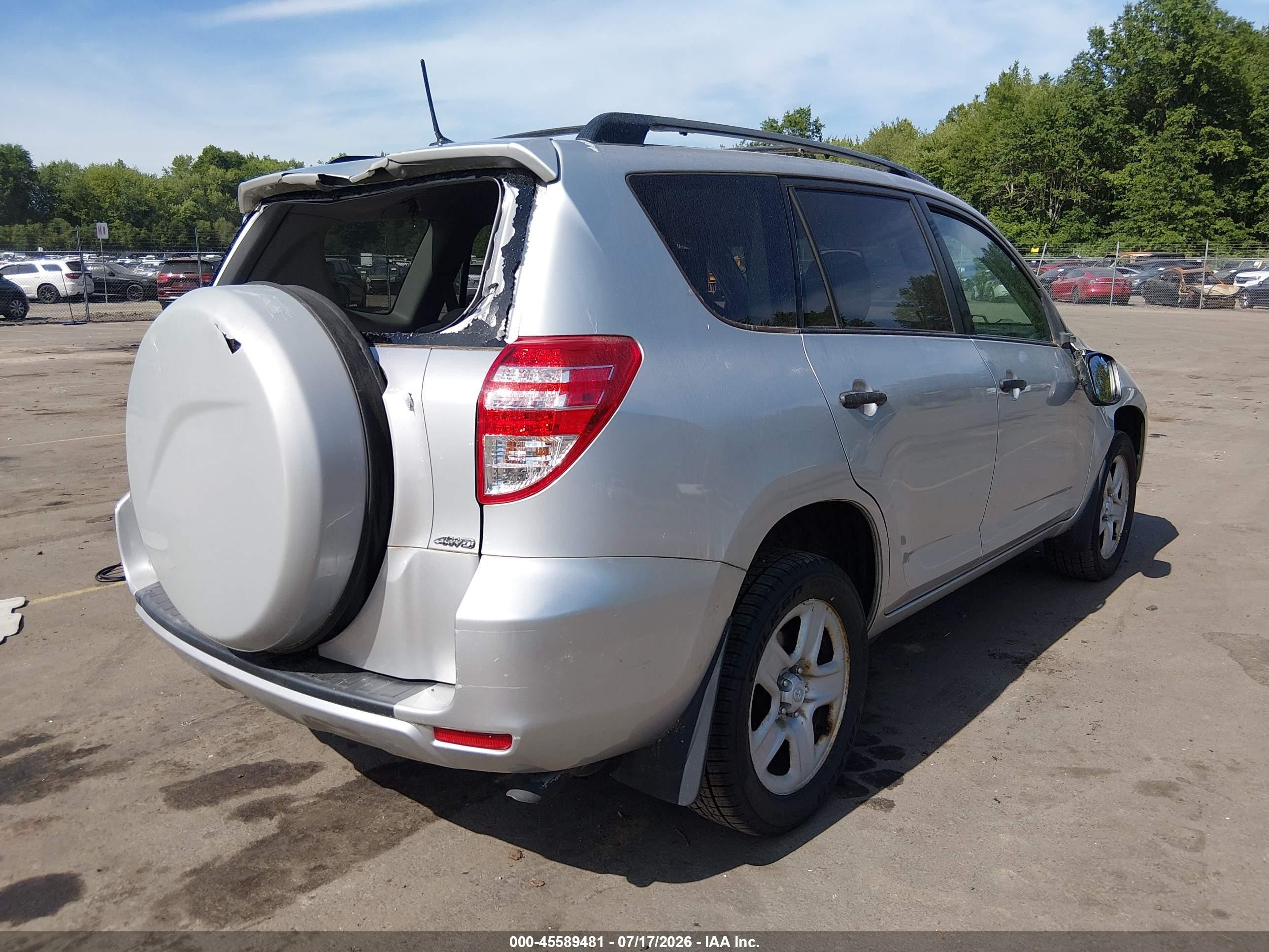 2010 Toyota Rav4   Серебряный vin: 2T3BF4DV8AW071514
