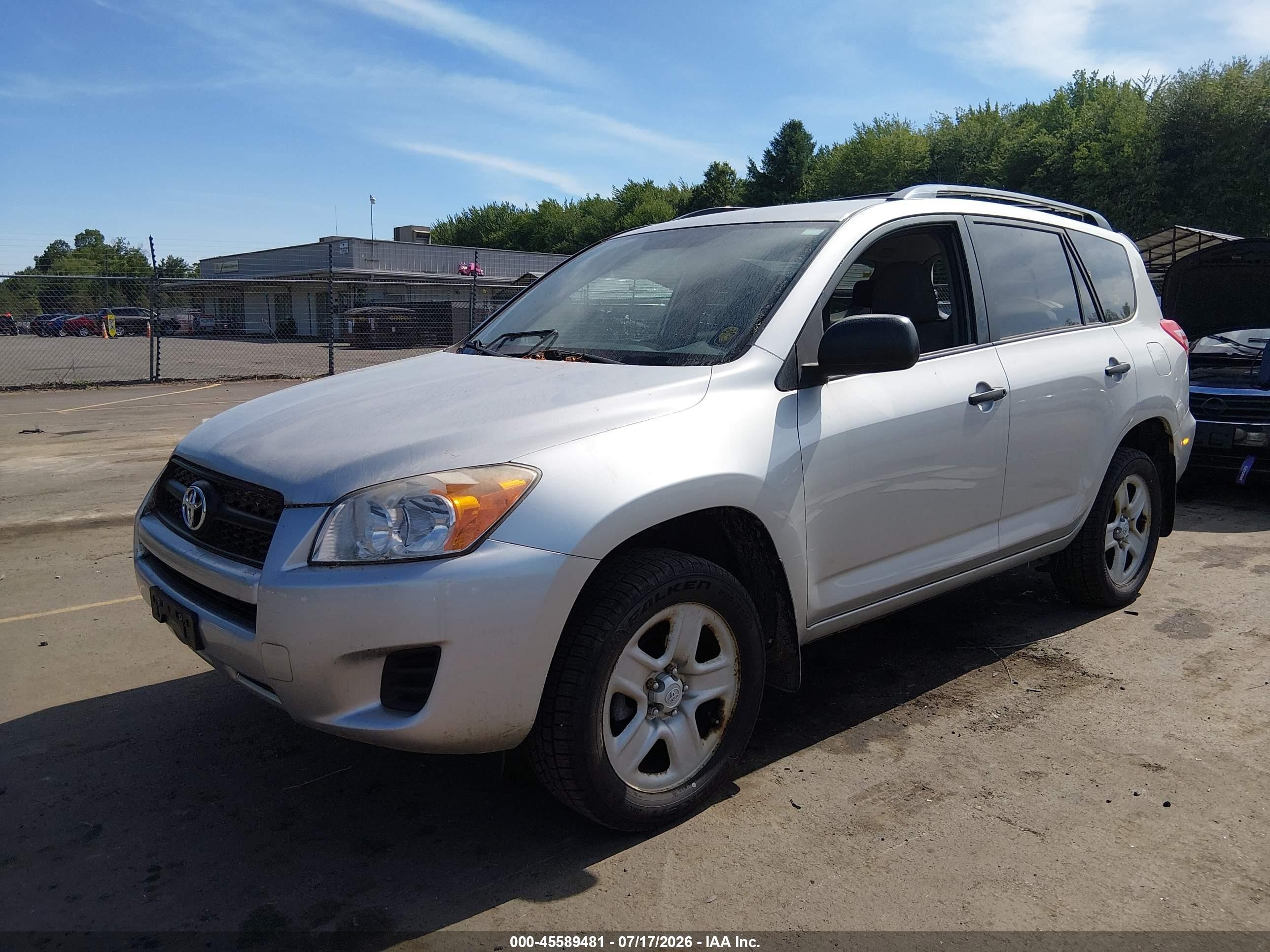 2010 Toyota Rav4   Серебряный vin: 2T3BF4DV8AW071514