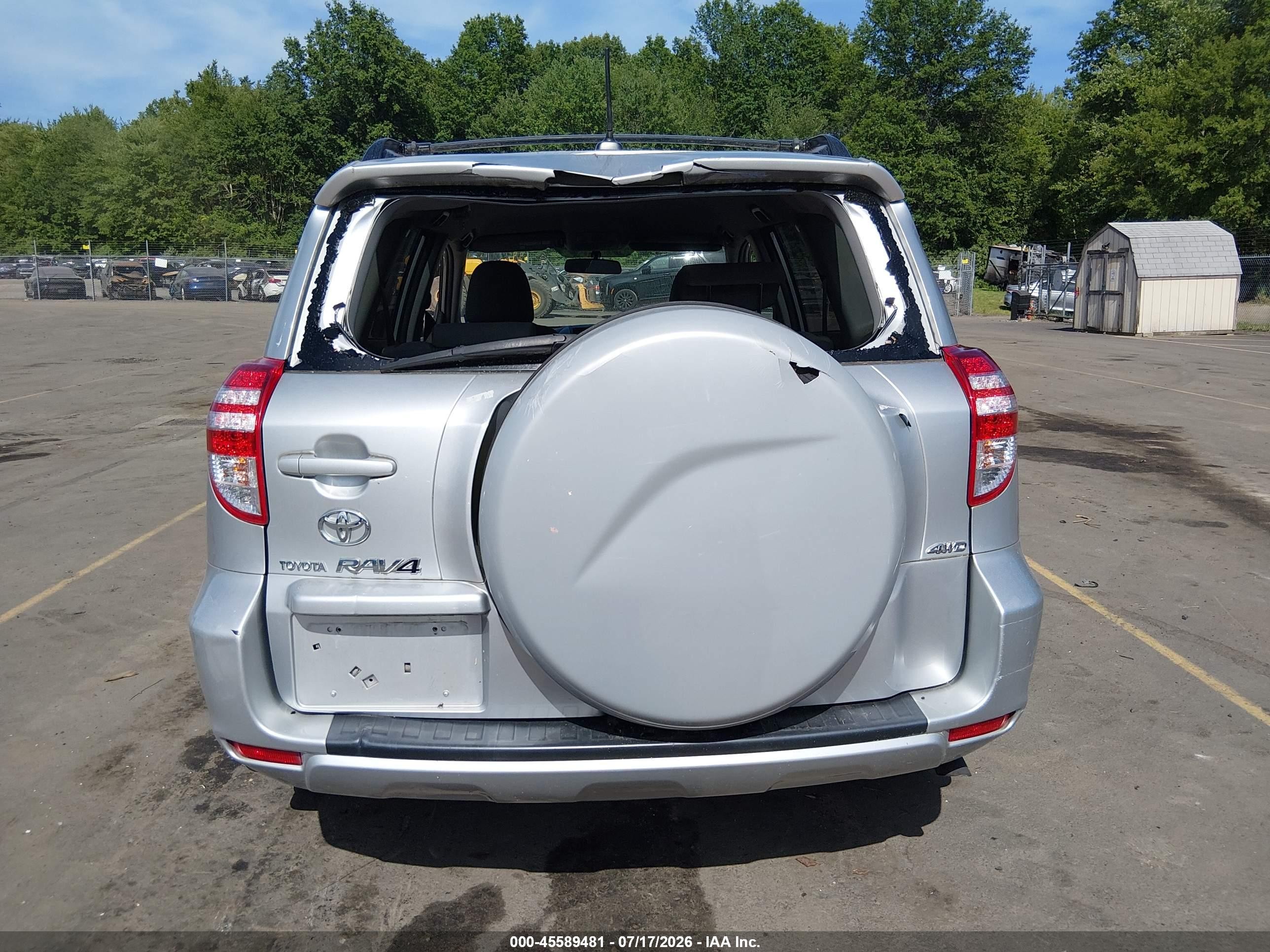 2010 Toyota Rav4   Серебряный vin: 2T3BF4DV8AW071514