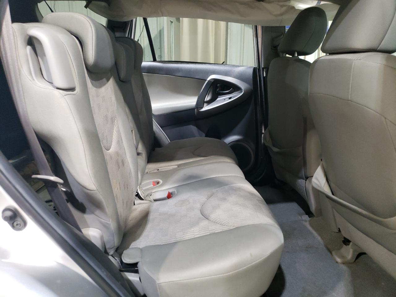 2010 Toyota Rav4 Silver vin: 2T3BF4DV8AW079922