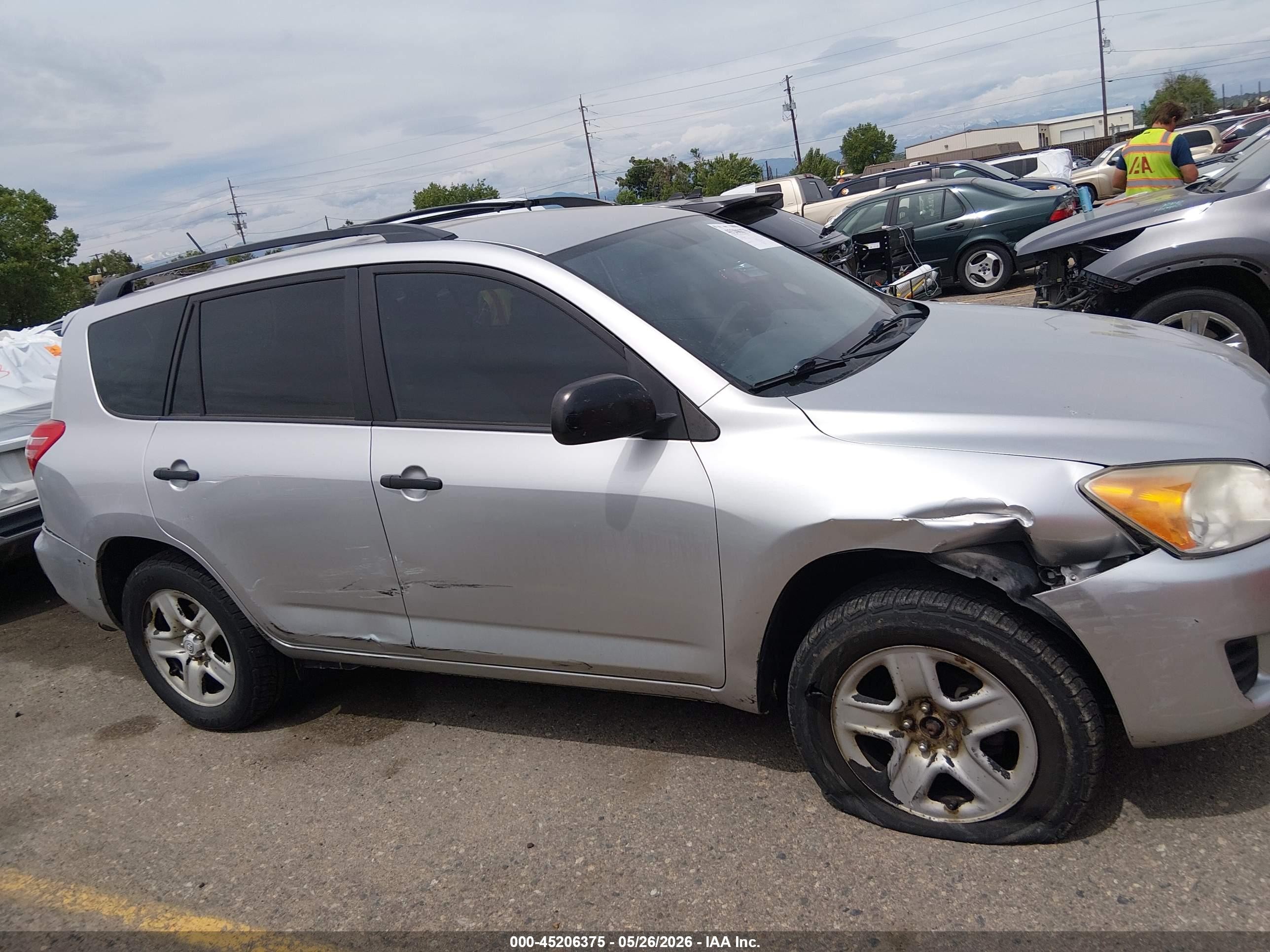 2010 Toyota Rav4   Silver vin: 2T3BF4DV8AW080827