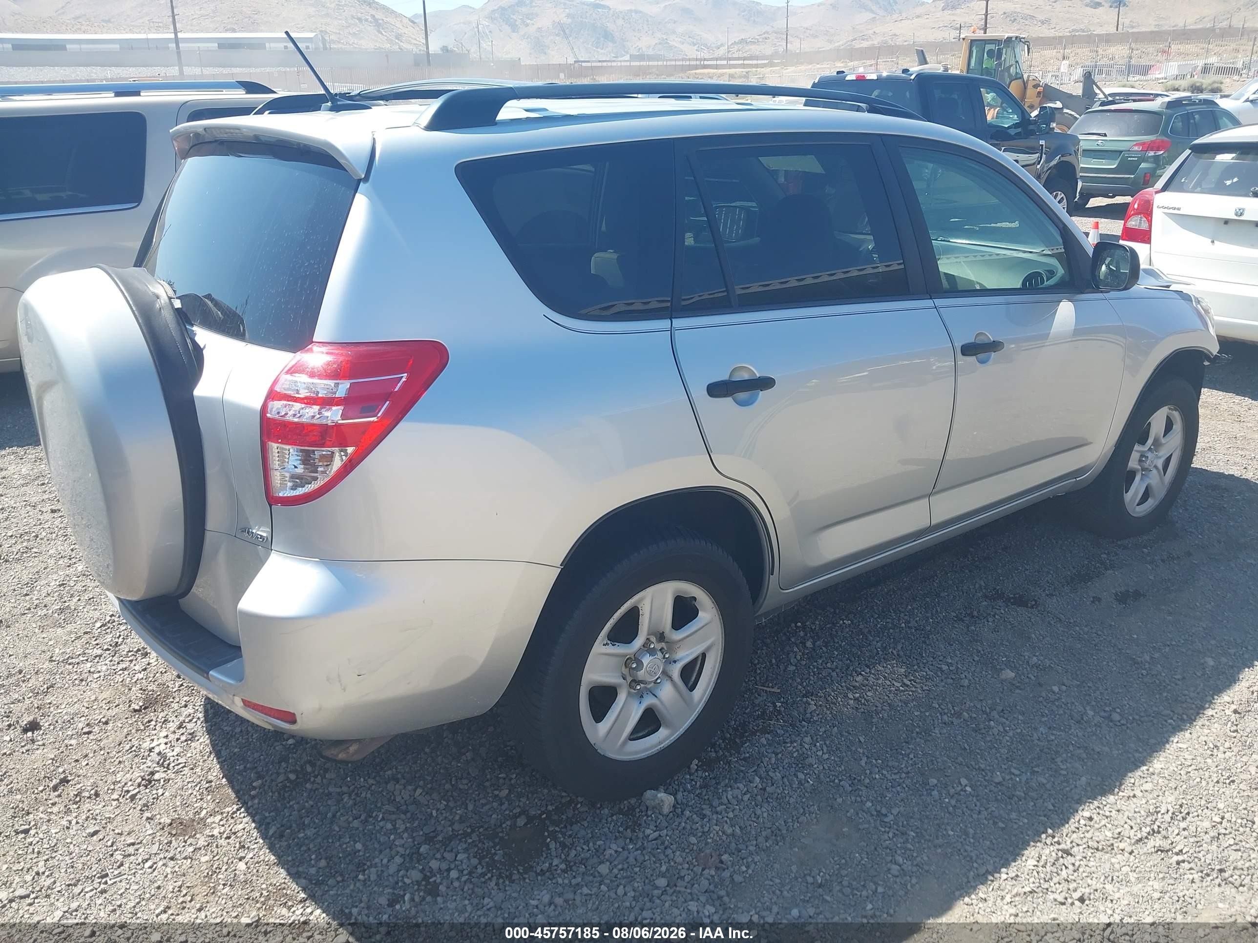 2010 Toyota Rav4   Серебряный vin: 2T3BF4DV8AW082027