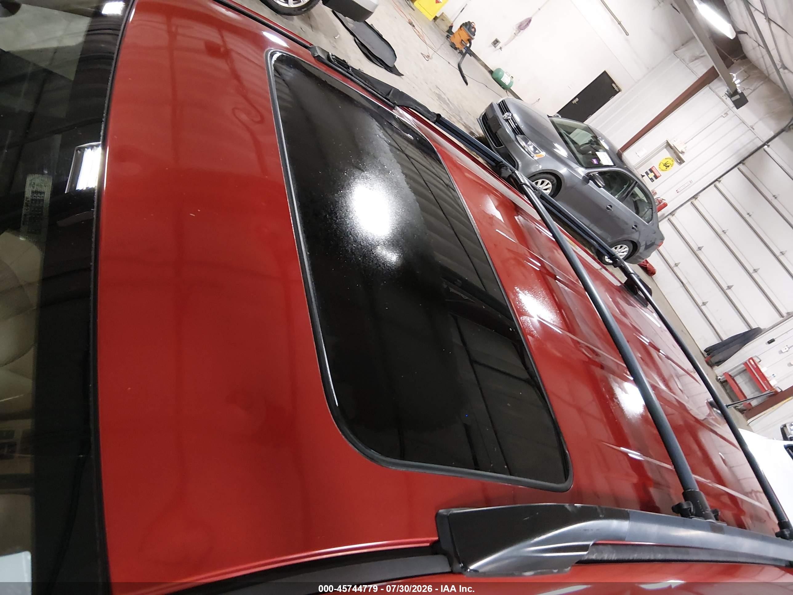 2011 Toyota Rav4   Red vin: 2T3BF4DV8BW085916