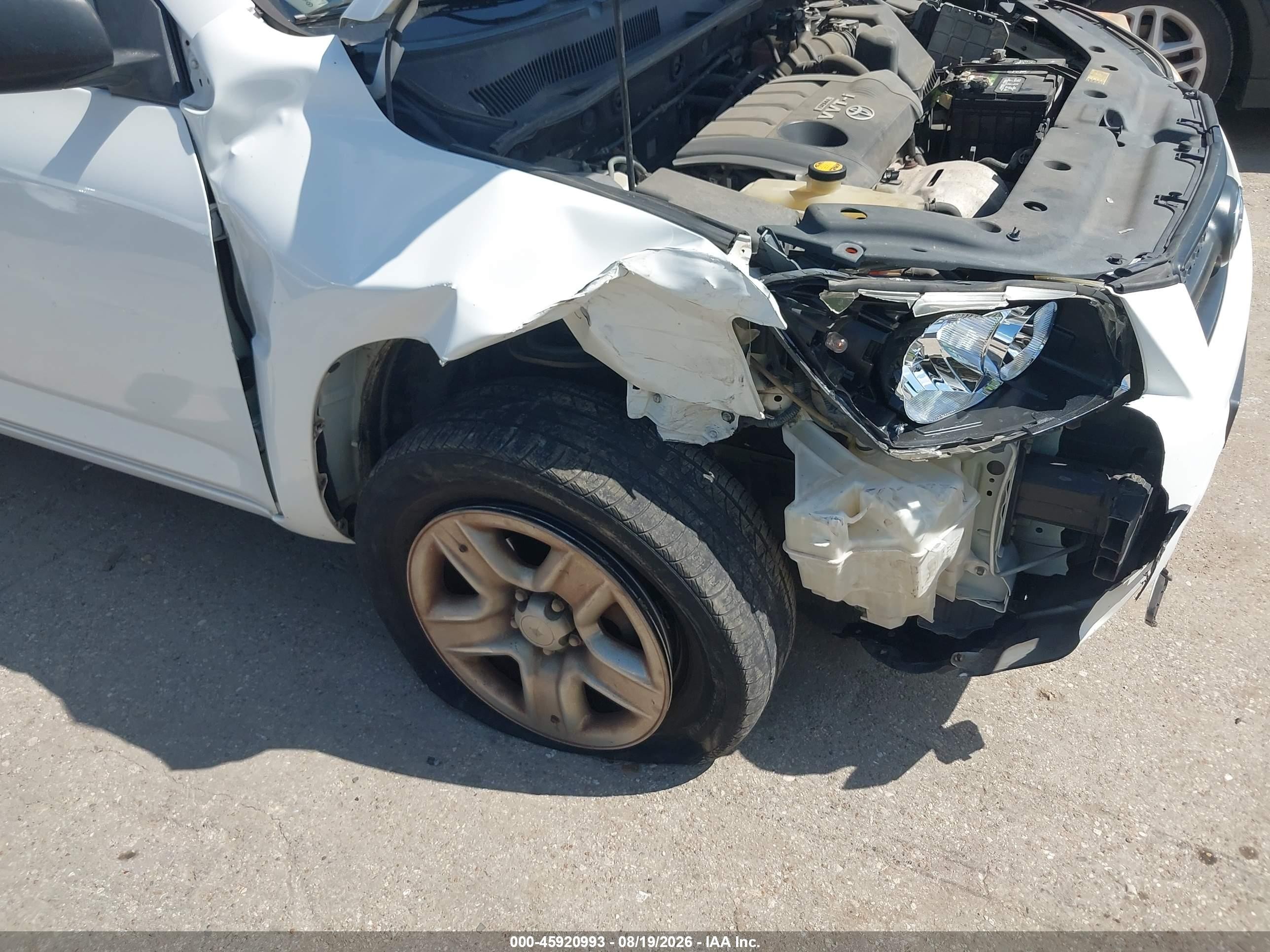 2011 Toyota Rav4   White vin: 2T3BF4DV8BW098536
