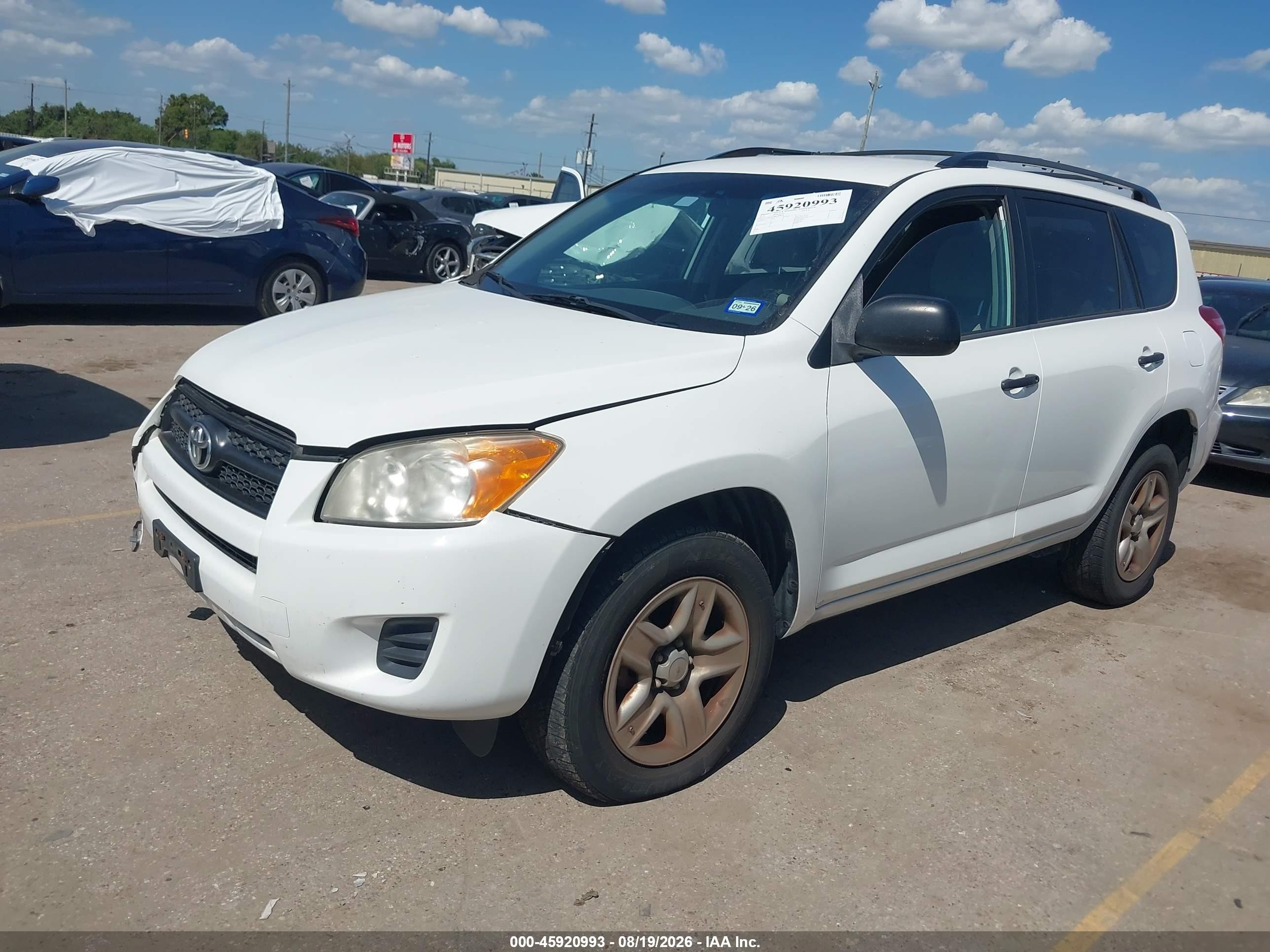 2011 Toyota Rav4   White vin: 2T3BF4DV8BW098536