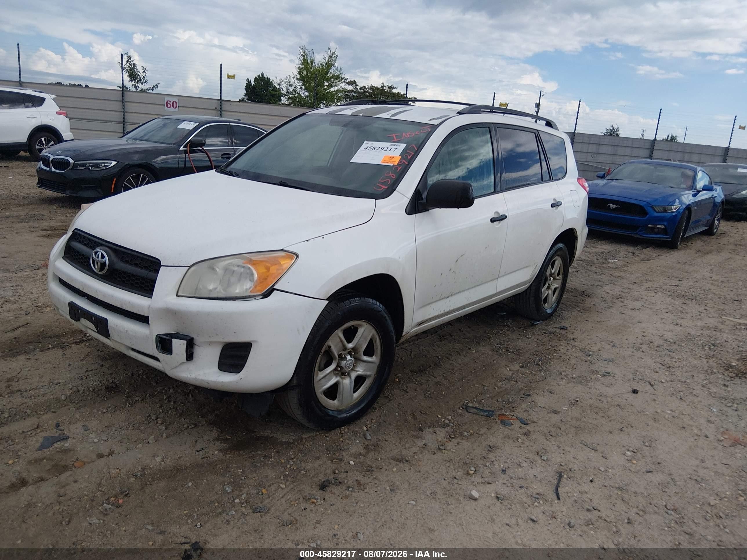 2011 Toyota Rav4   White vin: 2T3BF4DV8BW099802