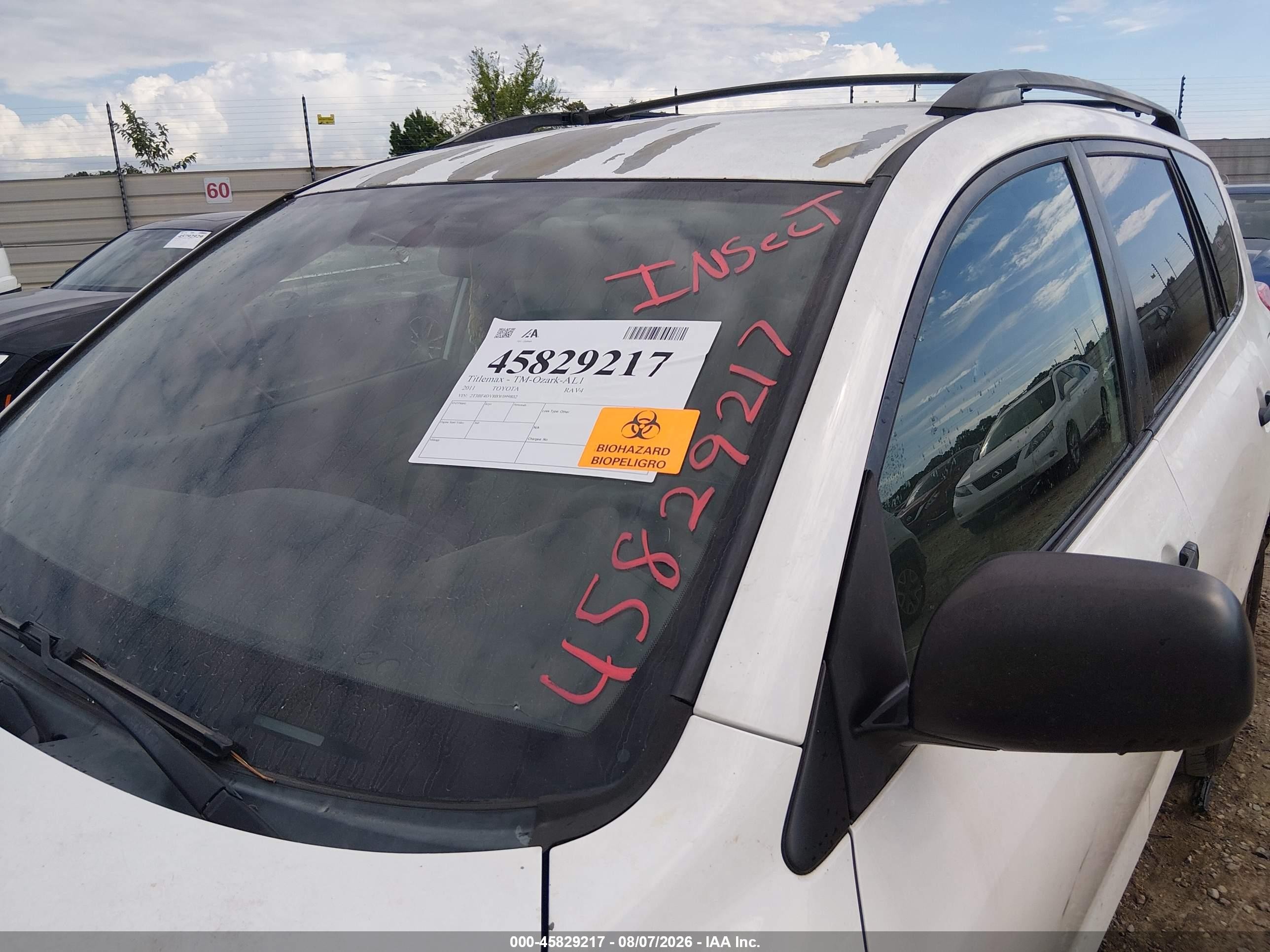 2011 Toyota Rav4   White vin: 2T3BF4DV8BW099802
