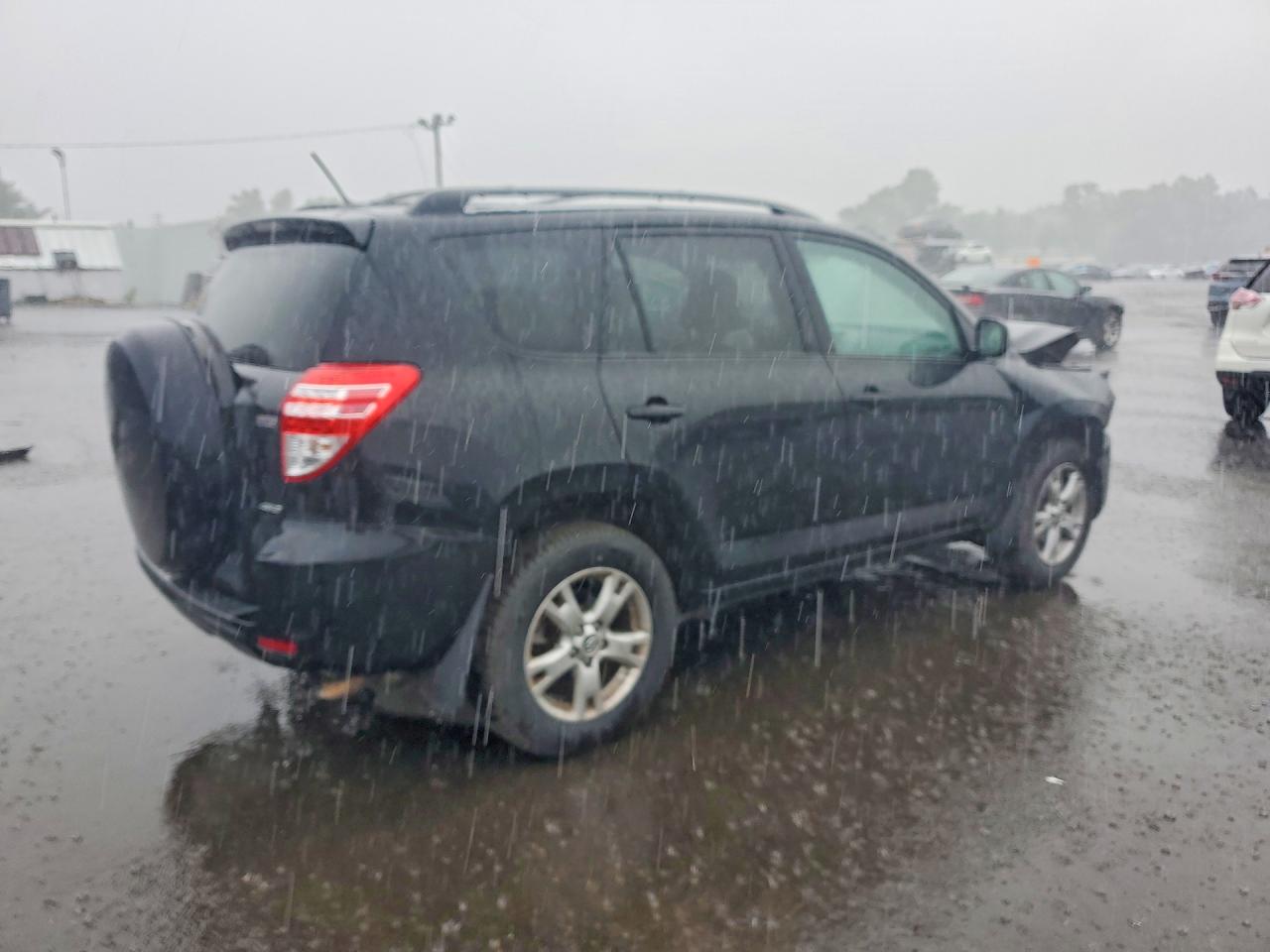 2011 Toyota Rav4 Base Черный vin: 2T3BF4DV8BW115870