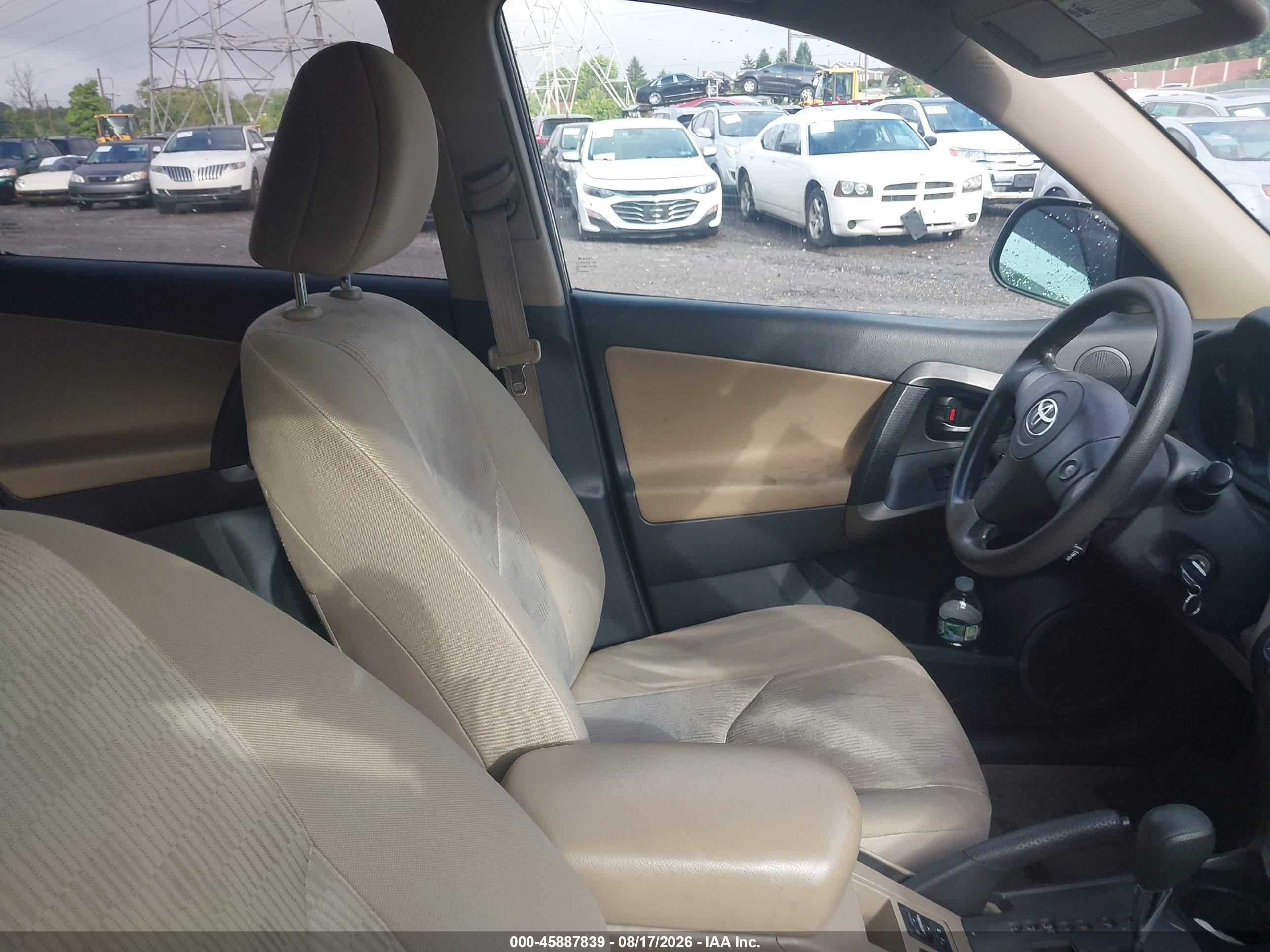 2011 Toyota Rav4   Brown vin: 2T3BF4DV8BW126769
