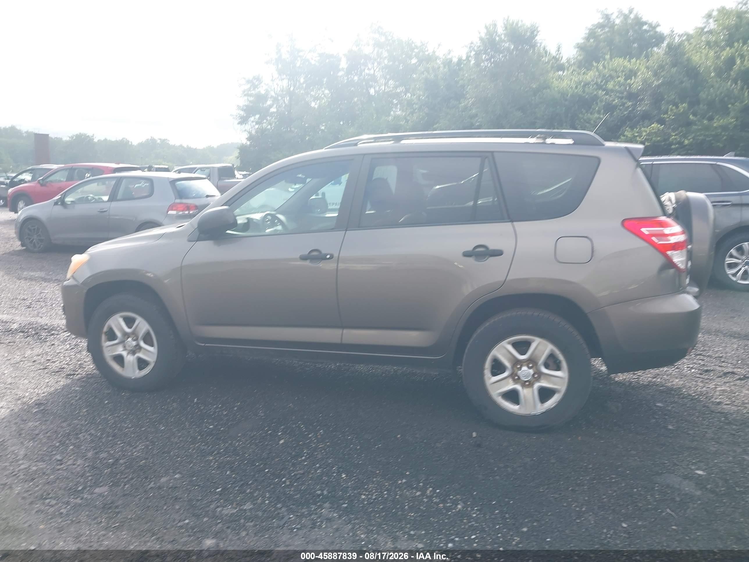 2011 Toyota Rav4   Brown vin: 2T3BF4DV8BW126769