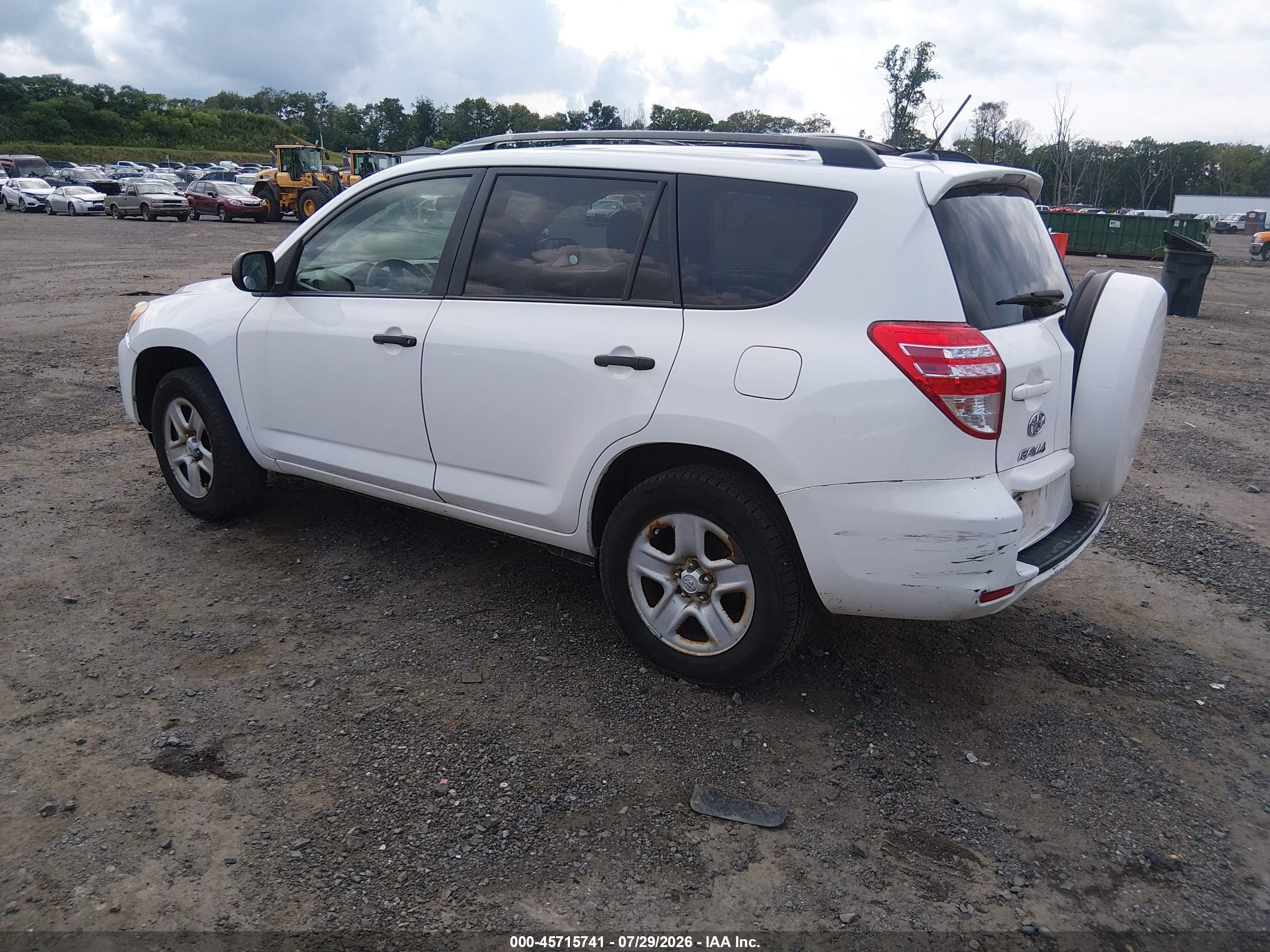 2011 Toyota Rav4   White vin: 2T3BF4DV8BW132037