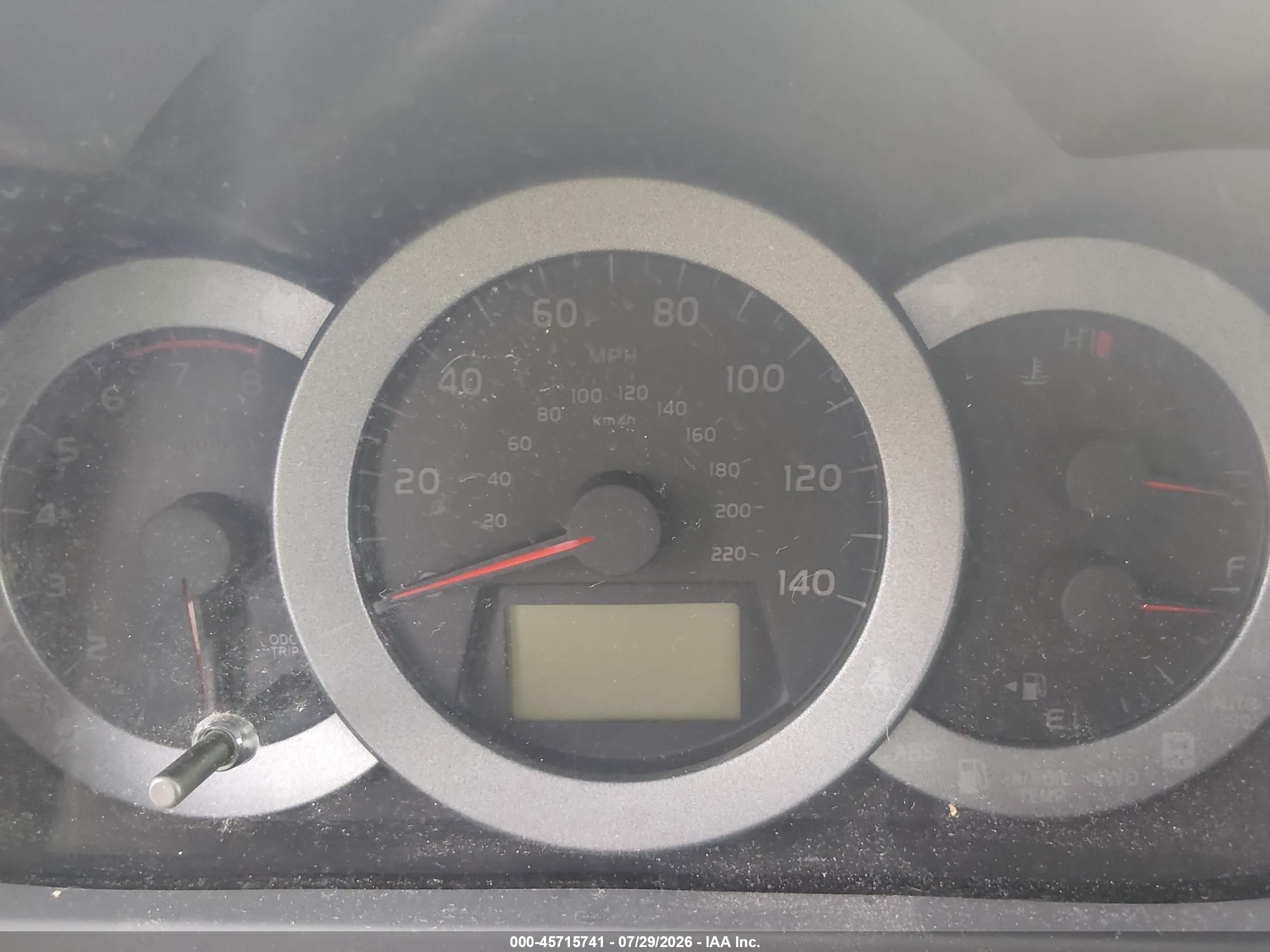 2011 Toyota Rav4   White vin: 2T3BF4DV8BW132037