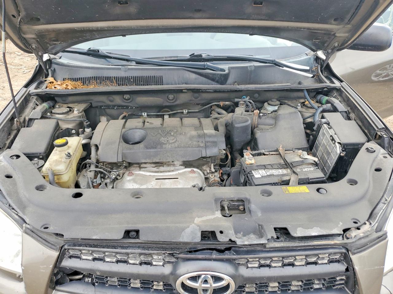 2011 Toyota Rav4 Base Tan vin: 2T3BF4DV8BW149551