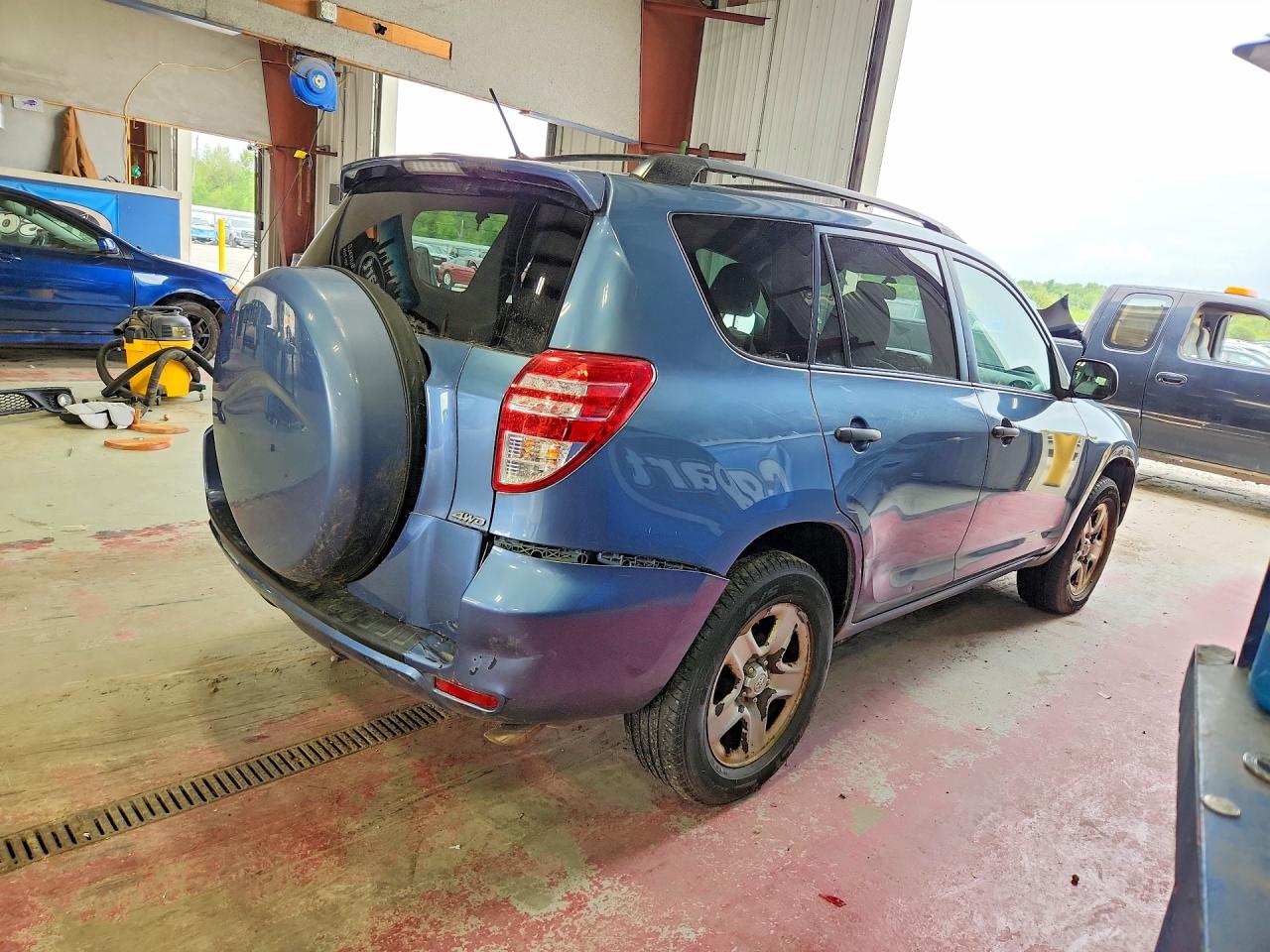 2011 Toyota Rav4 Base Blue vin: 2T3BF4DV8BW158007