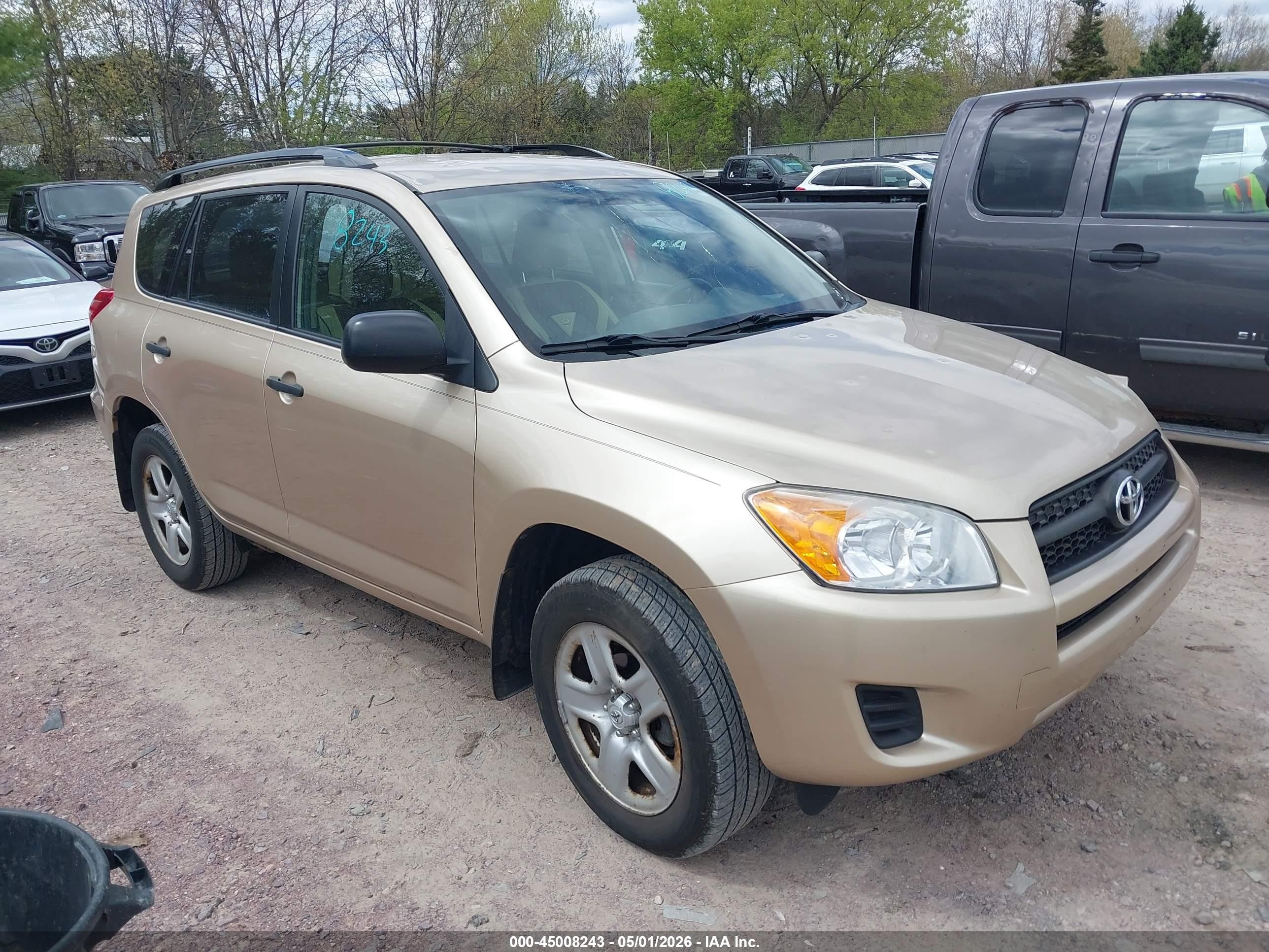 2011 Toyota Rav4   Champagne vin: 2T3BF4DV8BW161702