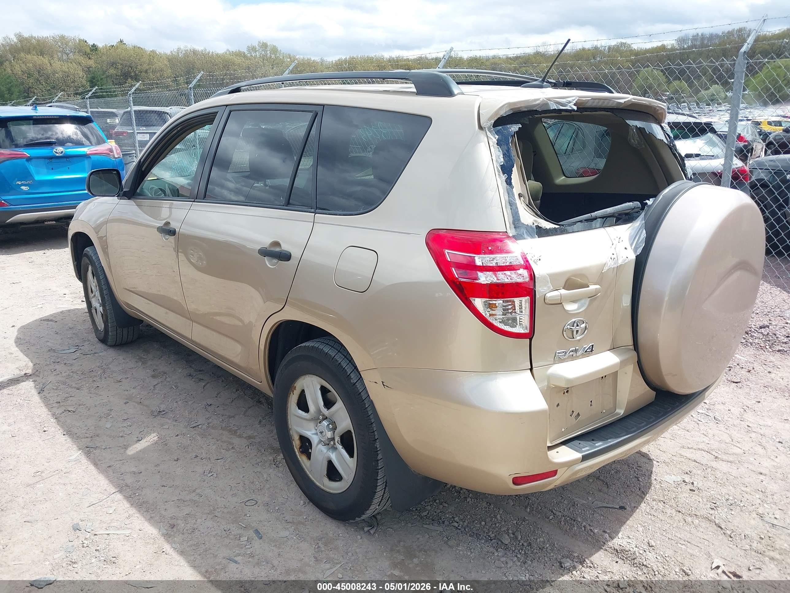 2011 Toyota Rav4   Champagne vin: 2T3BF4DV8BW161702