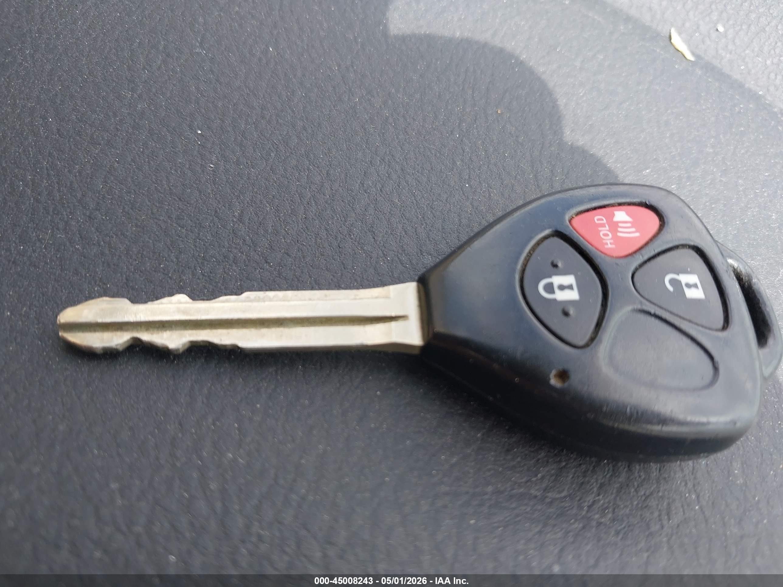 2011 Toyota Rav4   Champagne vin: 2T3BF4DV8BW161702