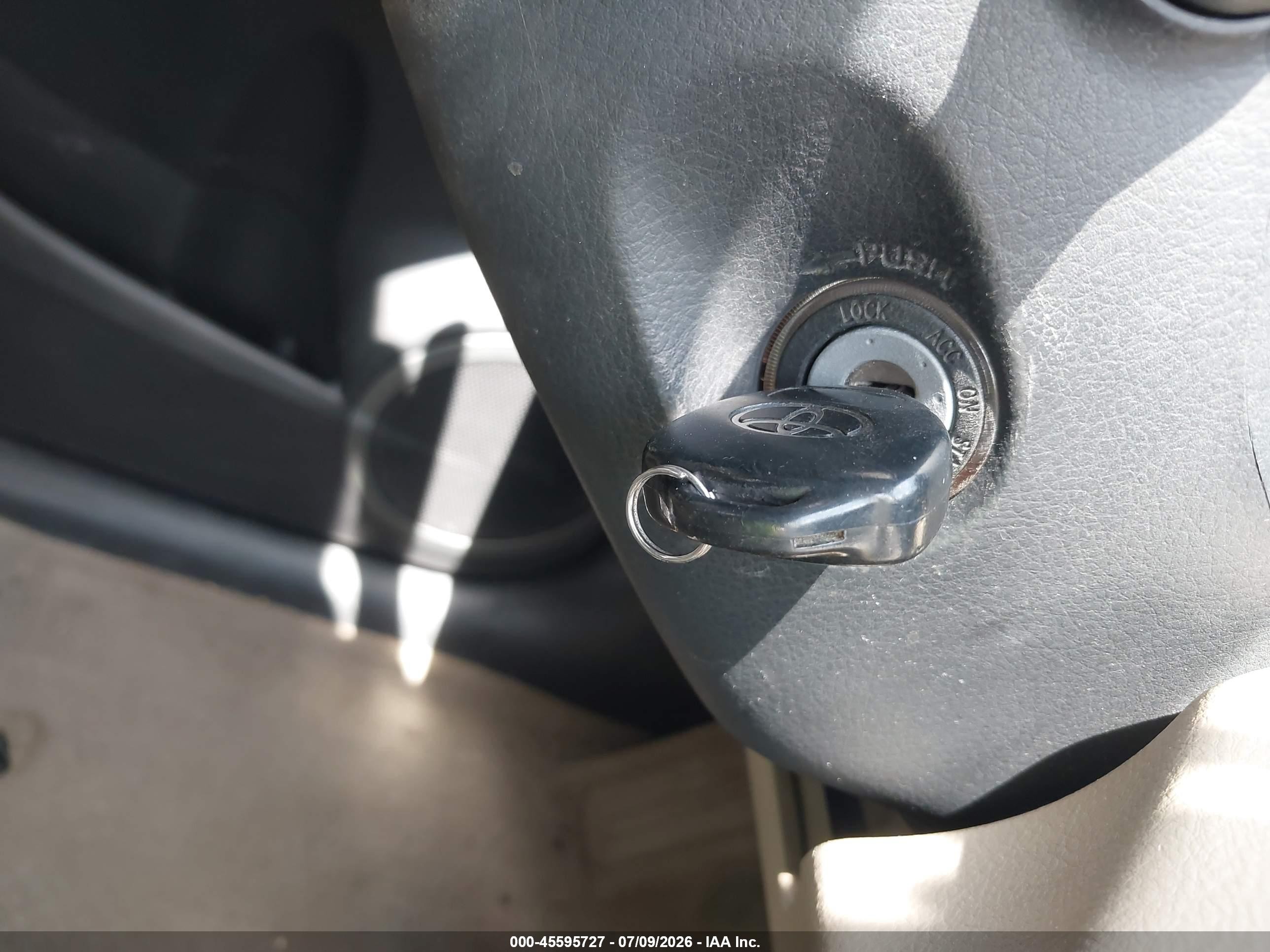 2011 Toyota Rav4   Black vin: 2T3BF4DV8BW175616