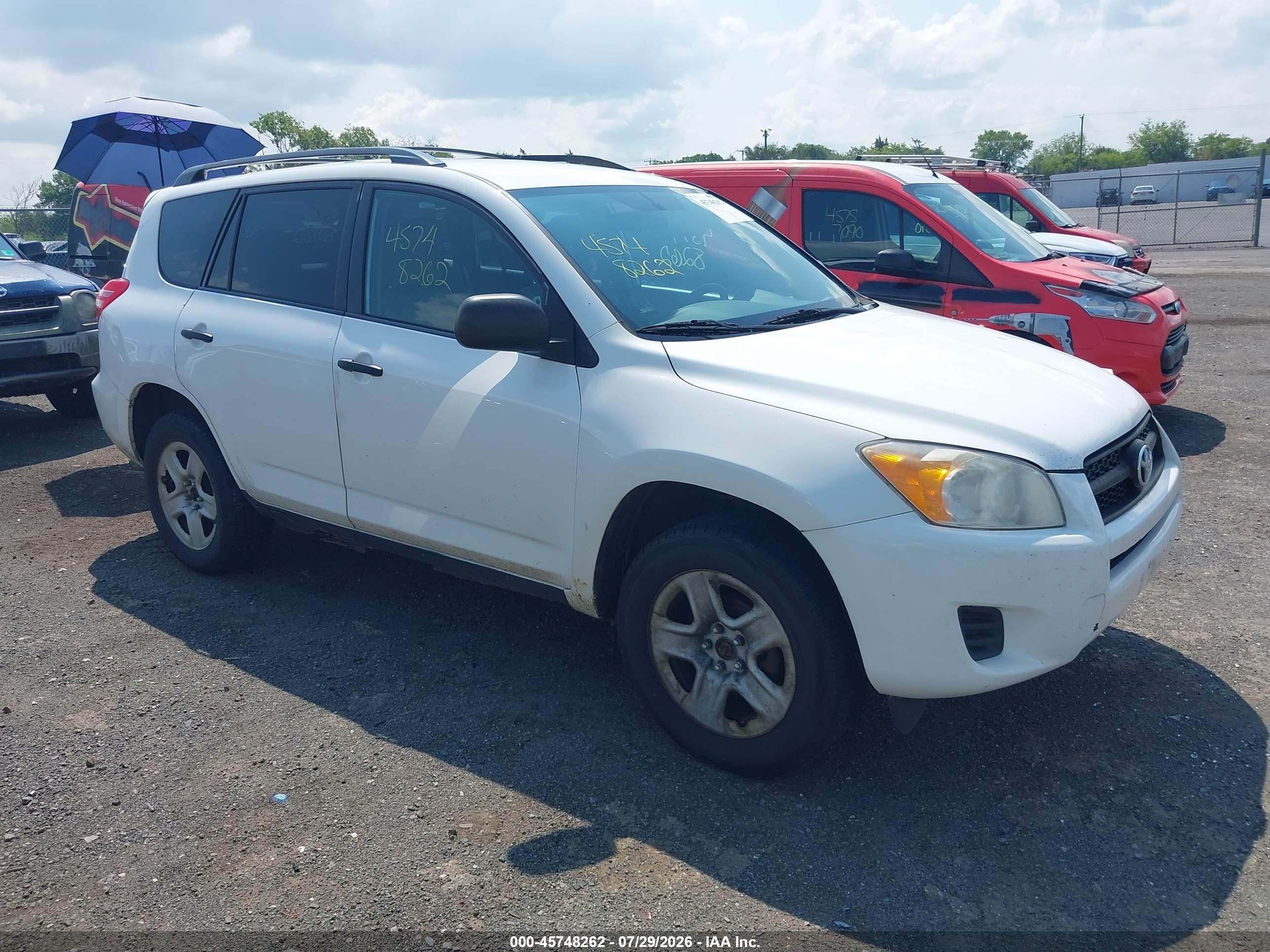 2012 Toyota Rav4   White vin: 2T3BF4DV8CW196788