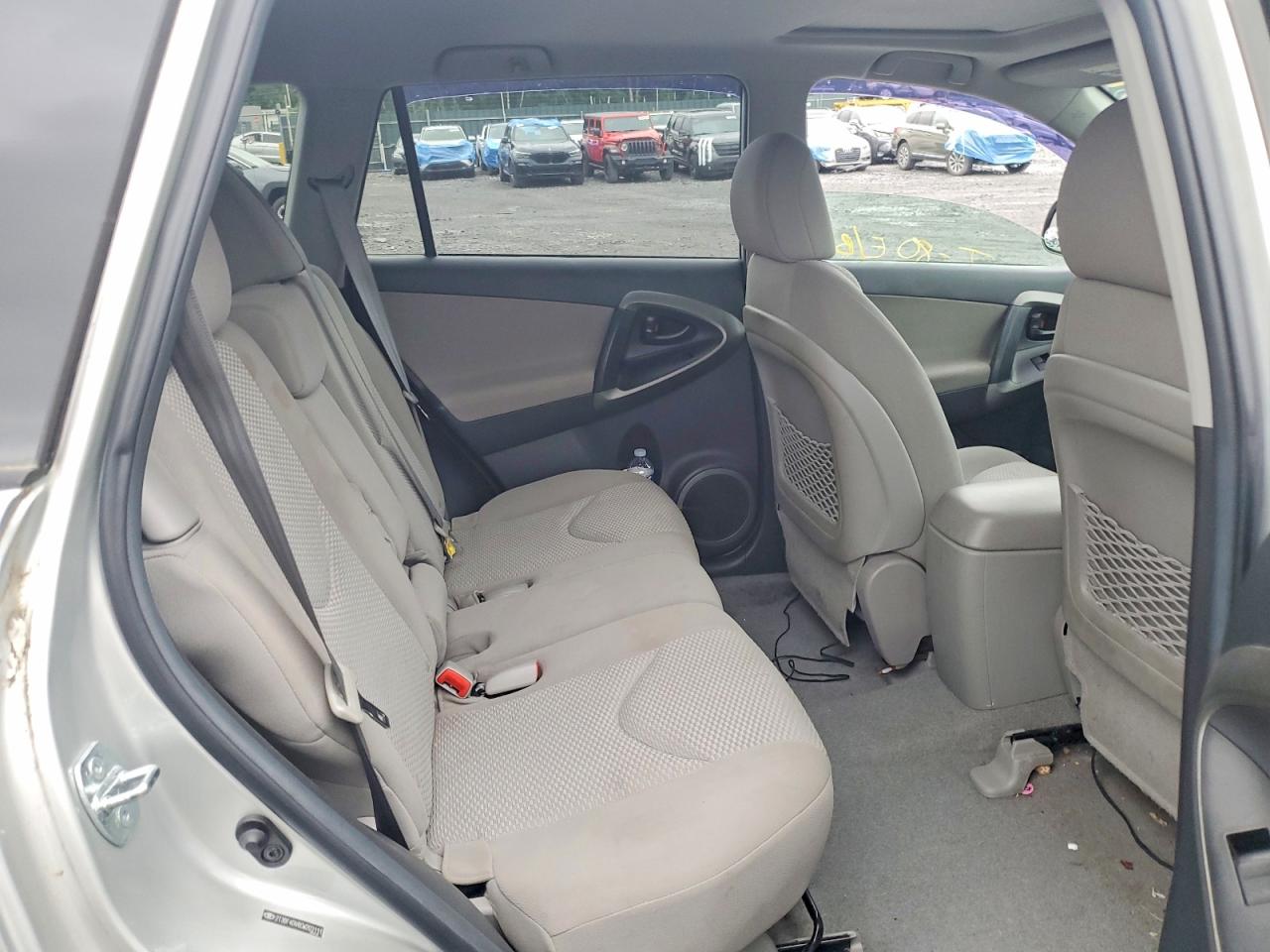 2012 Toyota Rav4 Base Silver vin: 2T3BF4DV8CW203111