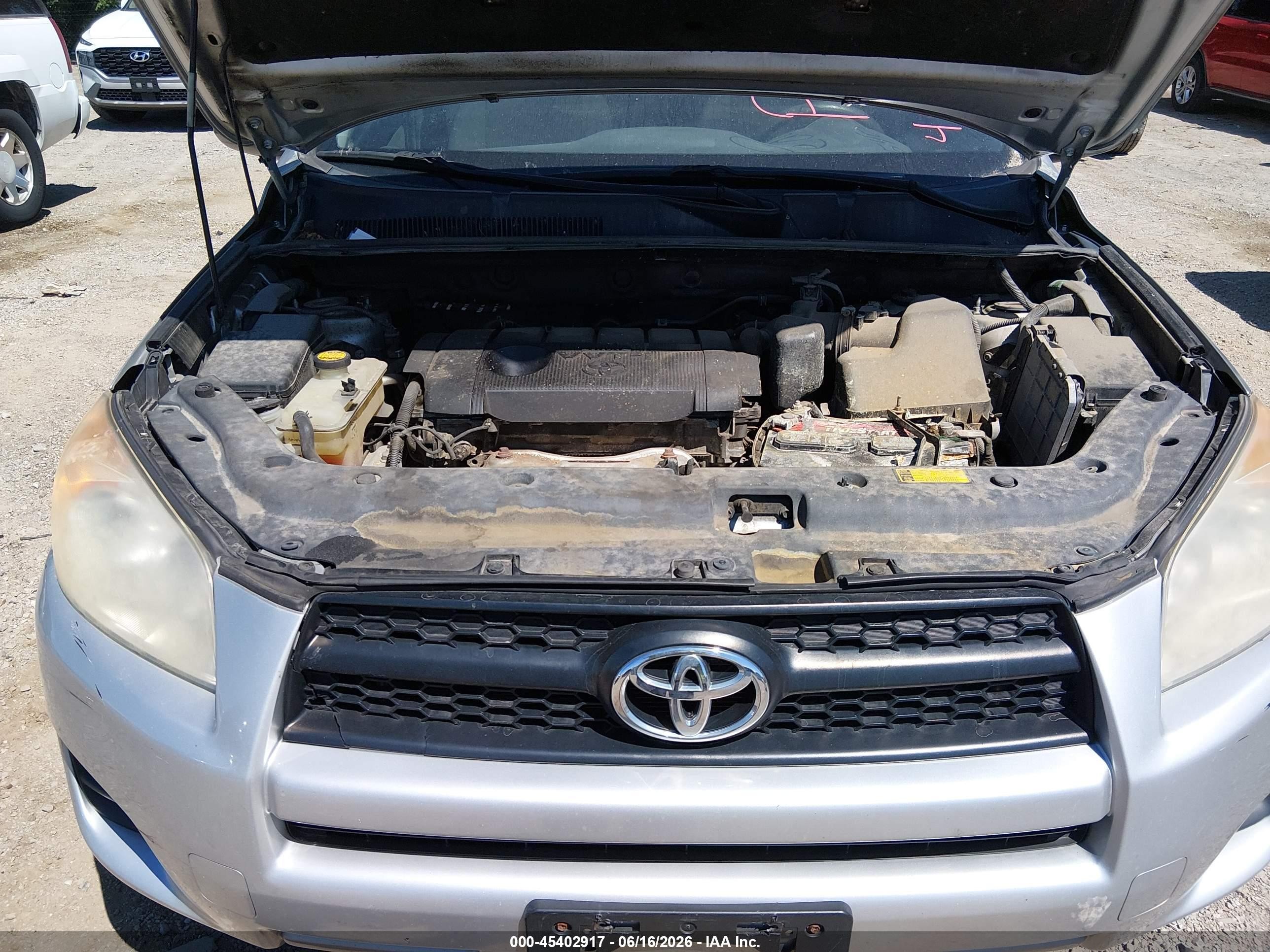 2012 Toyota Rav4   Silver vin: 2T3BF4DV8CW211998
