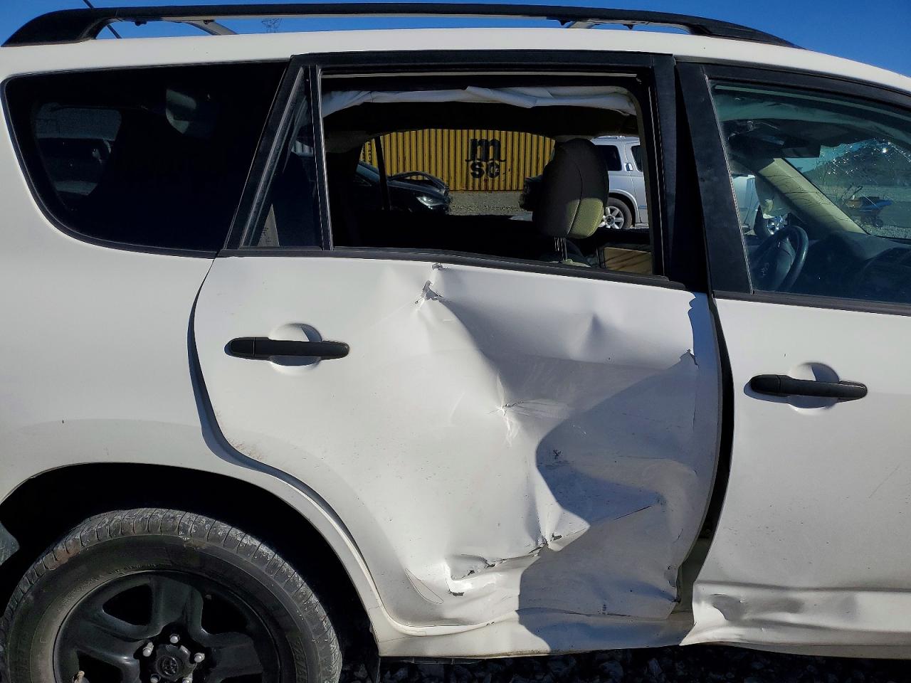 2012 Toyota Rav4 Base White vin: 2T3BF4DV8CW220314