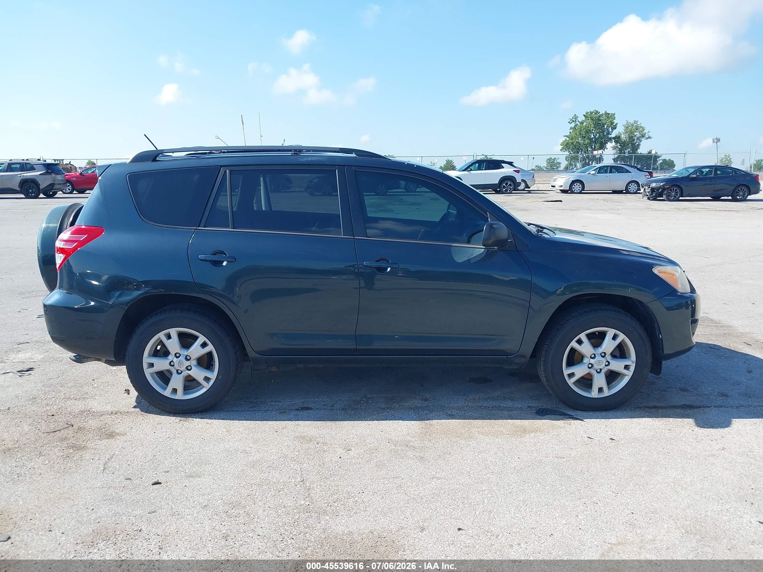 2012 Toyota Rav4   Синий vin: 2T3BF4DV8CW223942