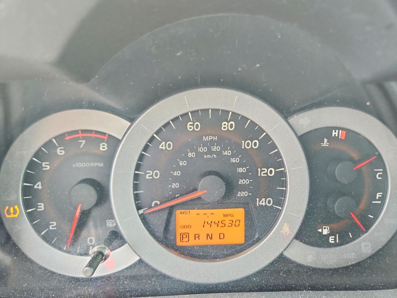 2012 Toyota Rav4 Base White vin: 2T3BF4DV8CW228557