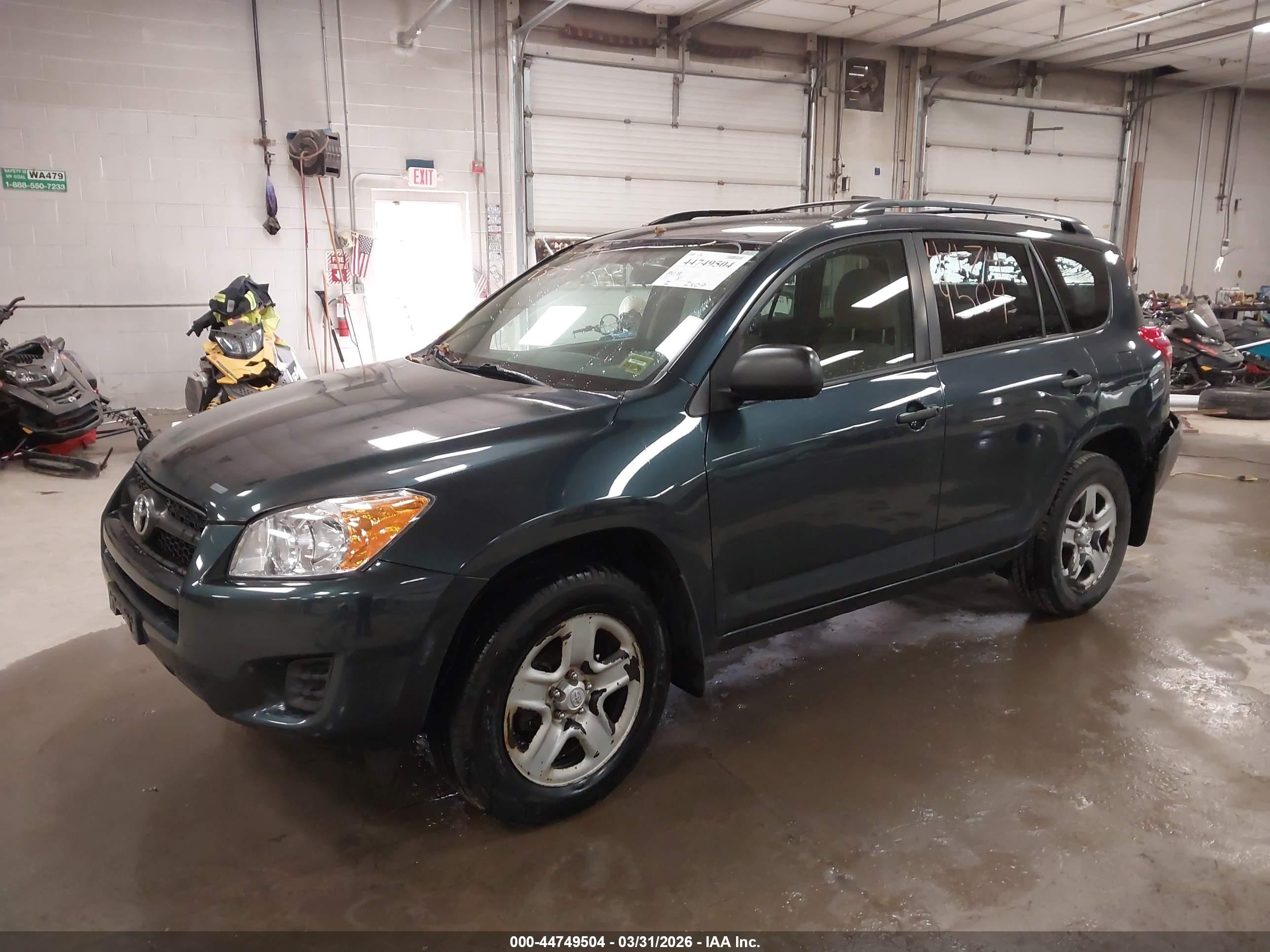 2012 Toyota Rav4   Blue vin: 2T3BF4DV8CW233791