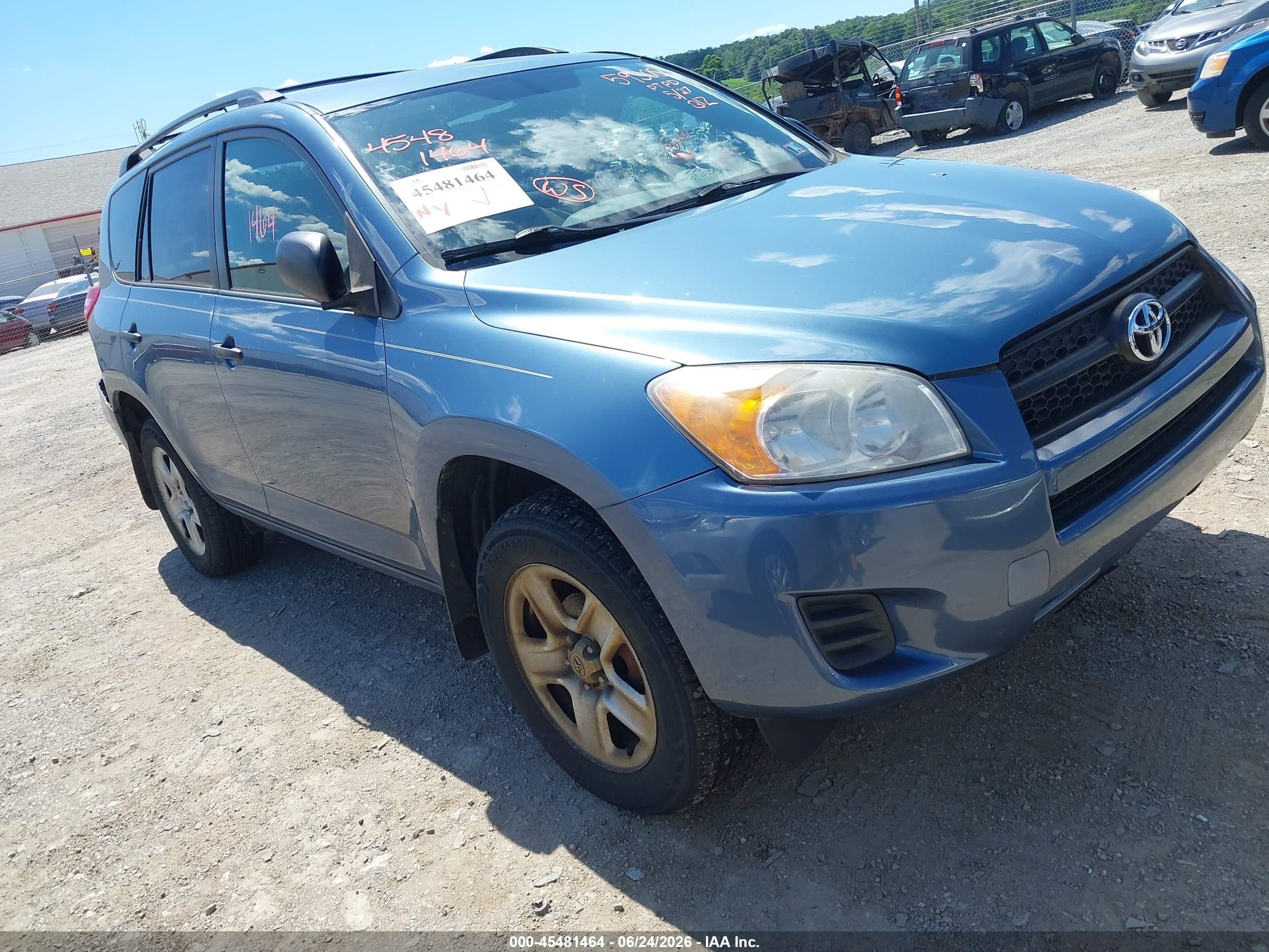 2012 Toyota Rav4   Blue vin: 2T3BF4DV8CW247626
