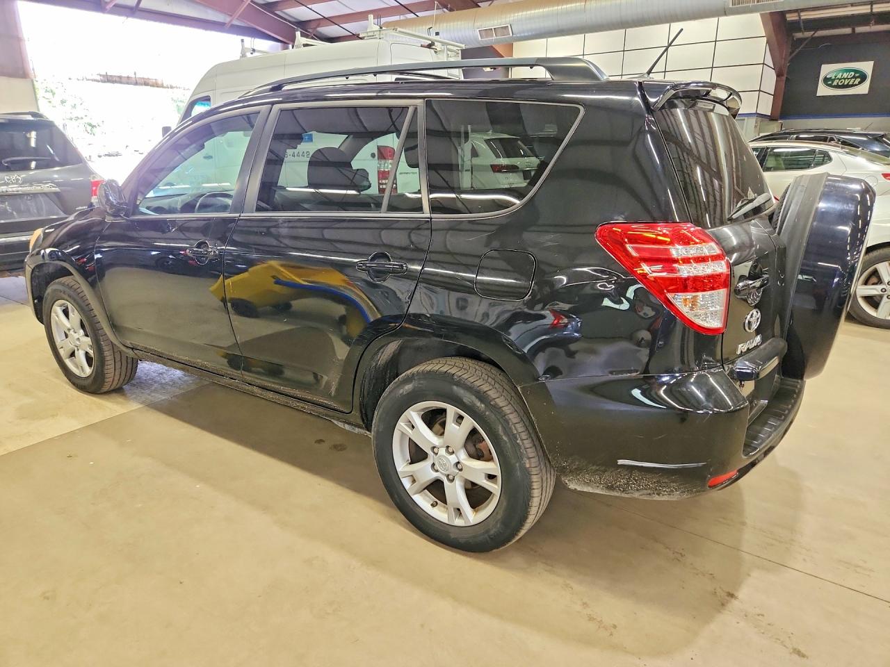 2012 Toyota Rav4 Base Black vin: 2T3BF4DV8CW261526