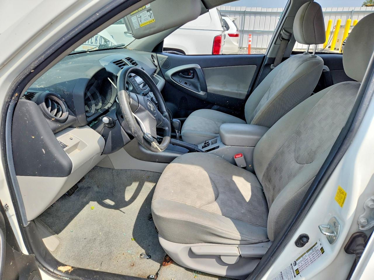 2010 Toyota Rav4 Base White vin: 2T3BF4DV9AW073224