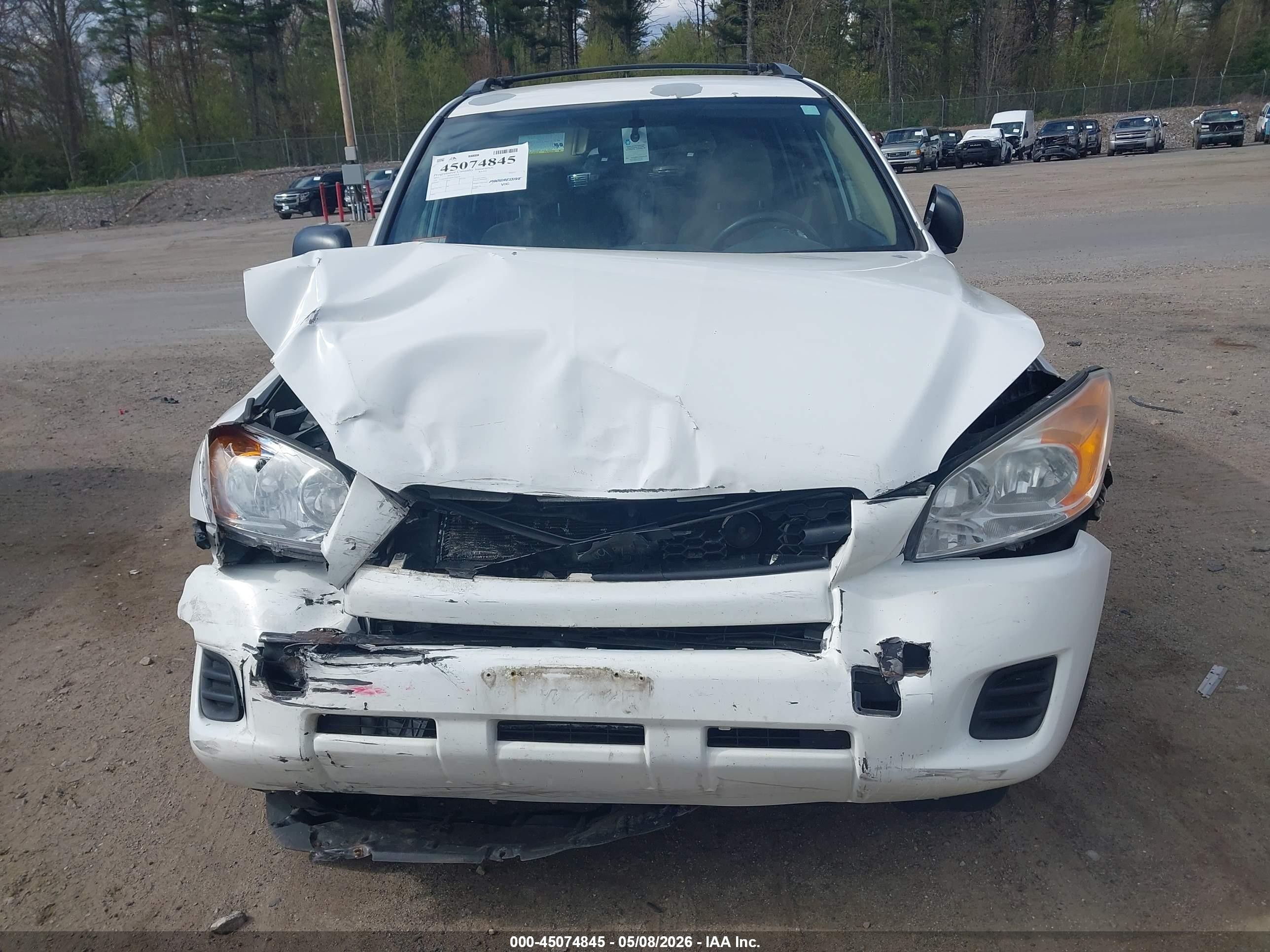 2011 Toyota Rav4   White vin: 2T3BF4DV9BW104618