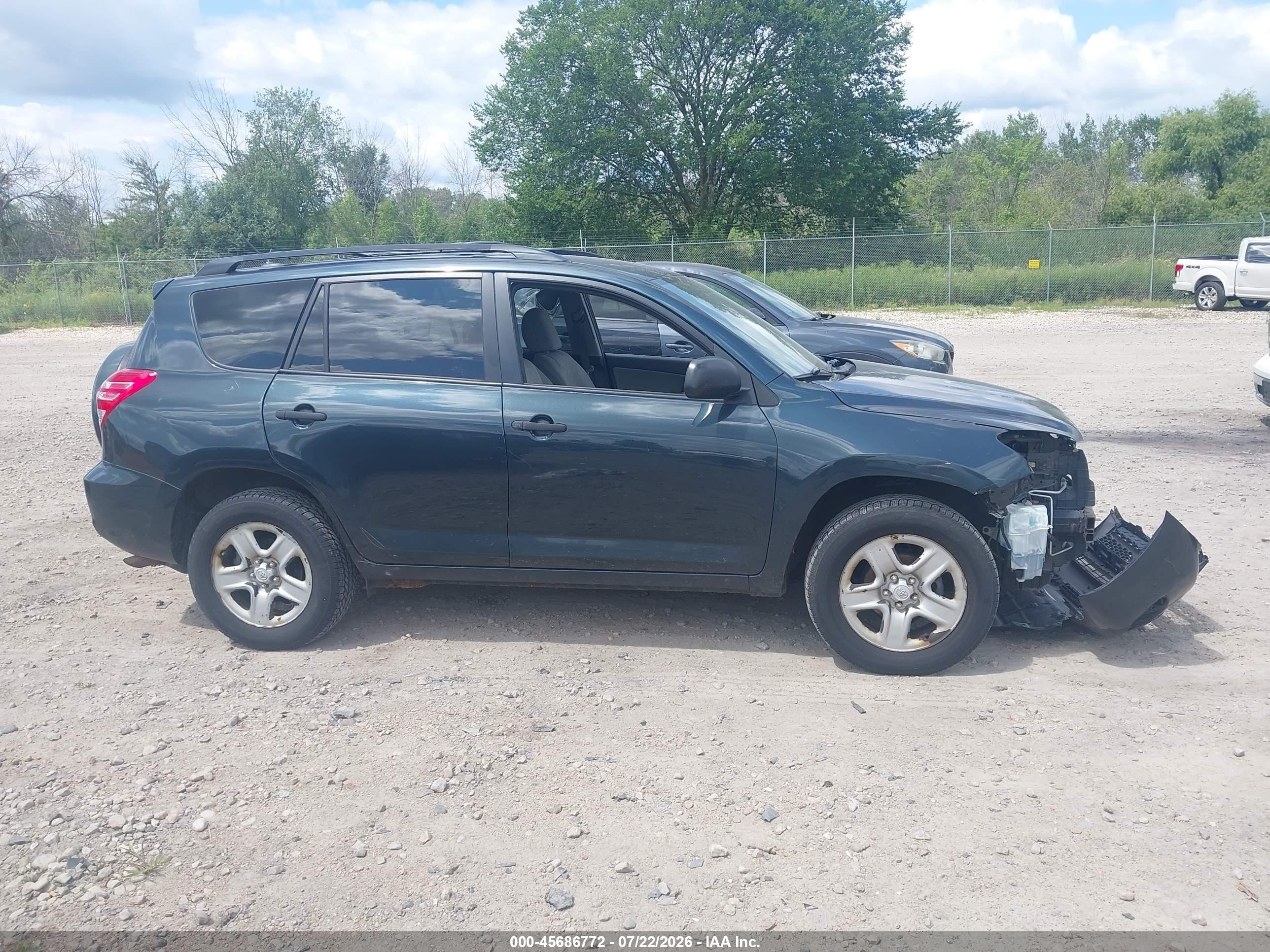 2011 Toyota Rav4   Blue vin: 2T3BF4DV9BW111424