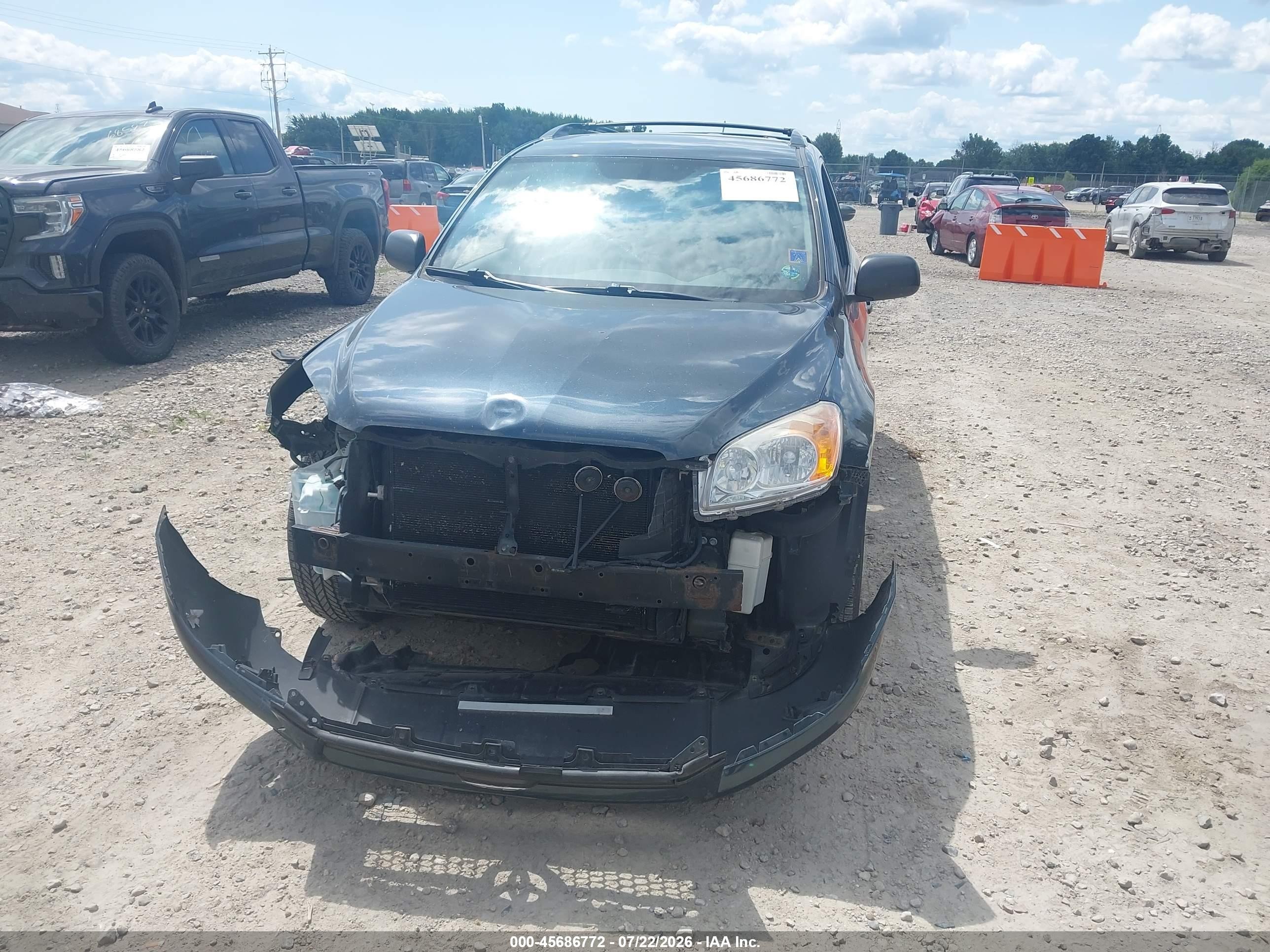 2011 Toyota Rav4   Blue vin: 2T3BF4DV9BW111424