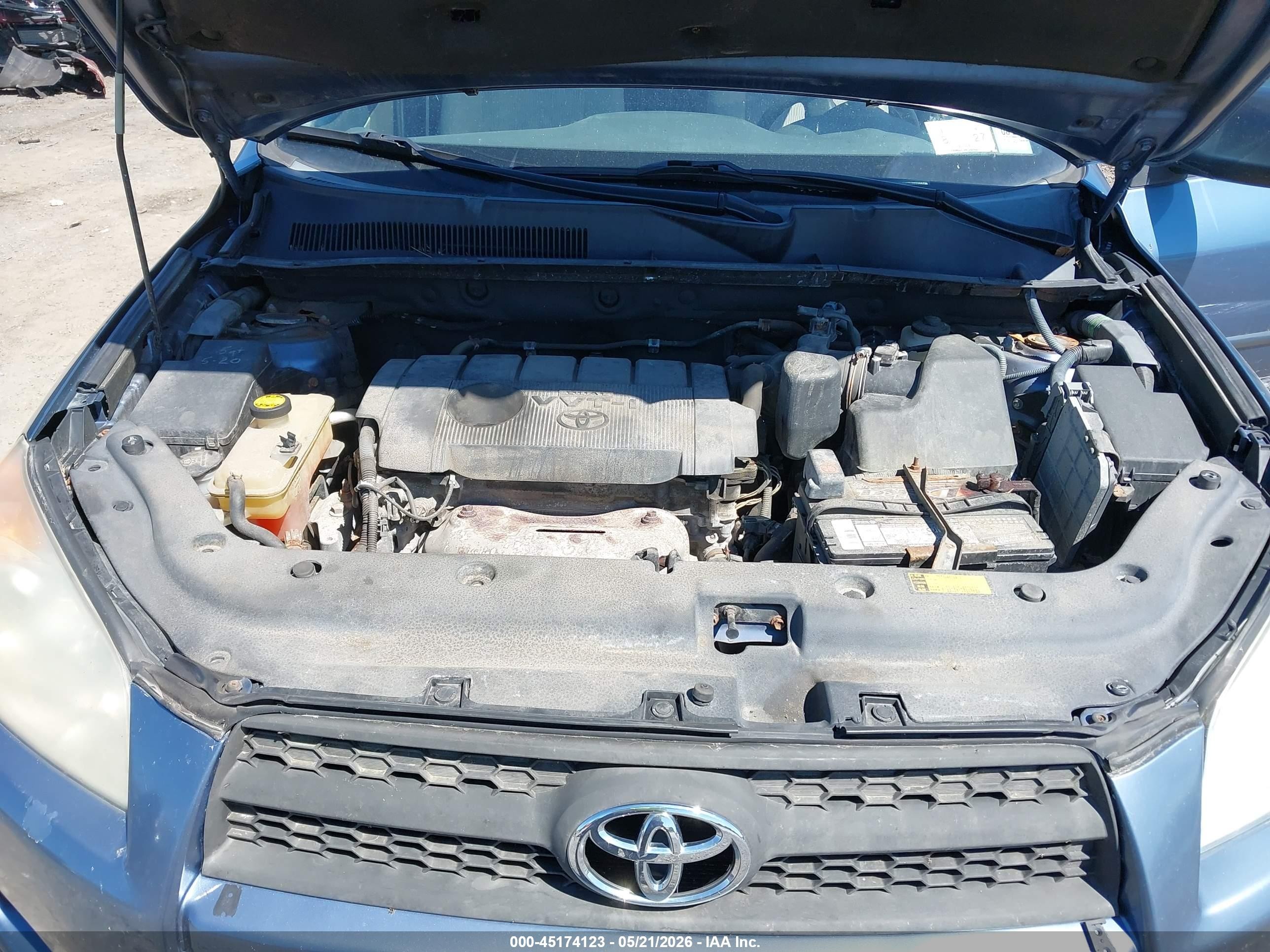 2011 Toyota Rav4   Синий vin: 2T3BF4DV9BW111990