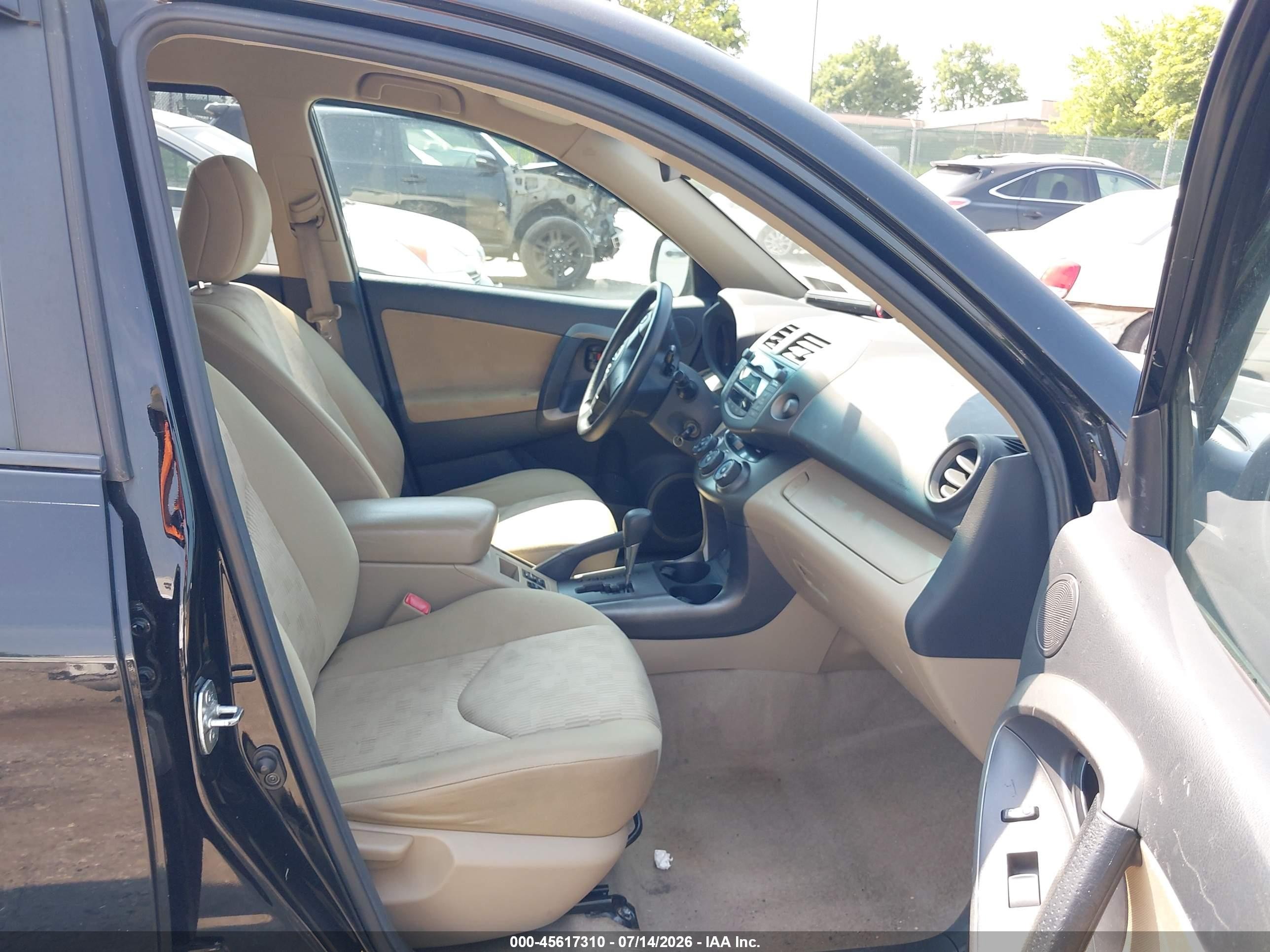 2011 Toyota Rav4   Черный vin: 2T3BF4DV9BW121693