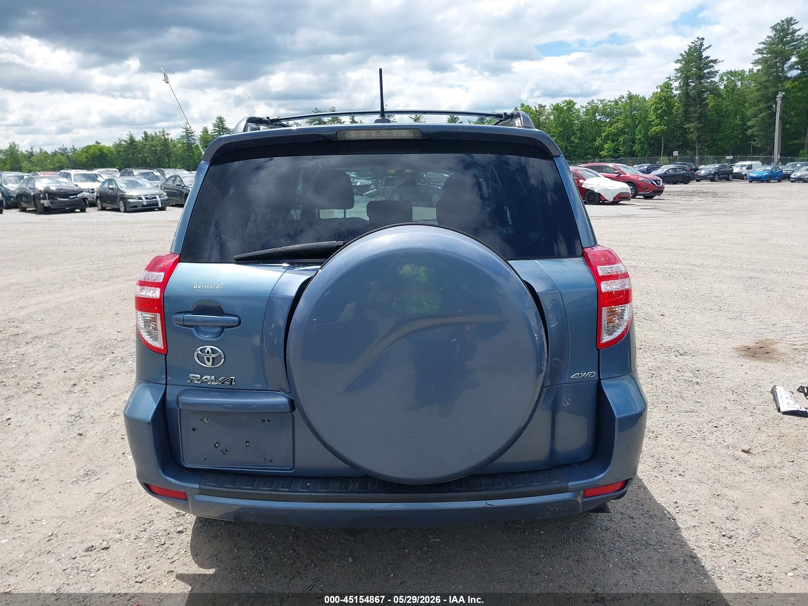 2011 Toyota Rav4   Blue vin: 2T3BF4DV9BW128420