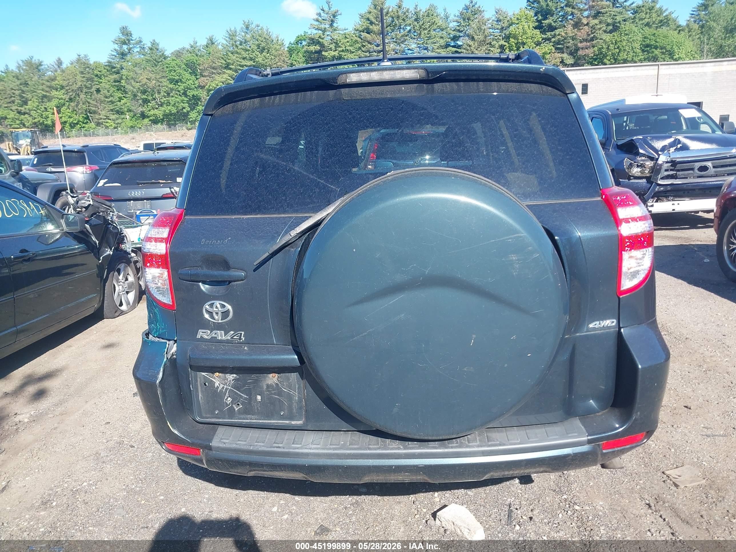 2011 Toyota Rav4   Green vin: 2T3BF4DV9BW128899