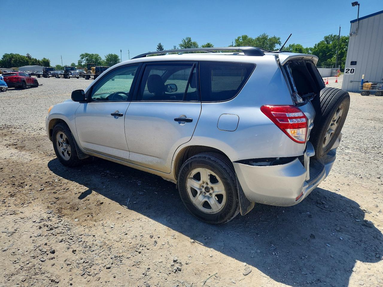 2011 Toyota Rav4 Base Silver vin: 2T3BF4DV9BW174992