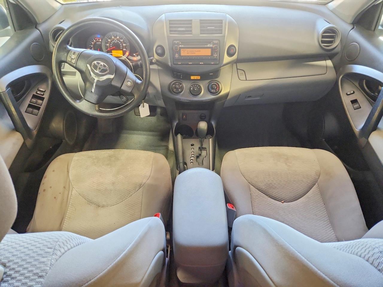 2012 Toyota Rav4 Base White vin: 2T3BF4DV9CW178591